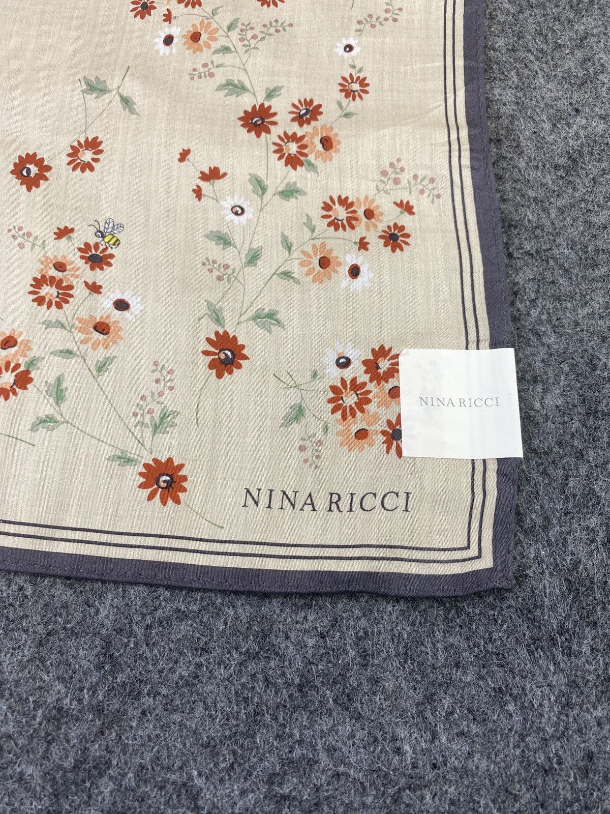 Nina Ricci × Vintage Nina Ricci Handkerchief / Bandana / Neckerchief- B017 Size ONE SIZE - 5 Thumbnail