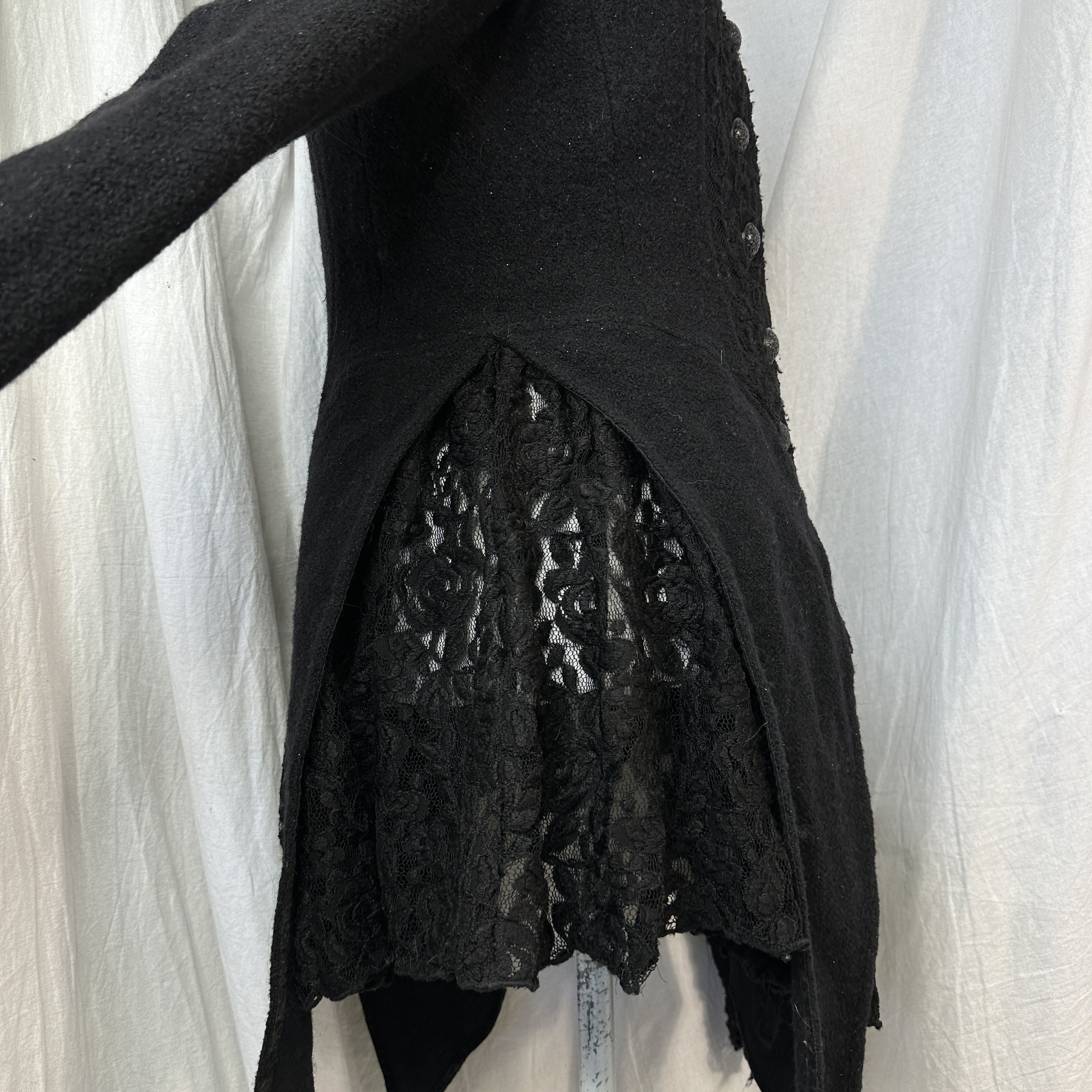 Vintage Avant Garde Vintage Y2K Archive Goth Cut Out Lace Coat Size M / US 6-8 / IT 42-44 - 4 Thumbnail