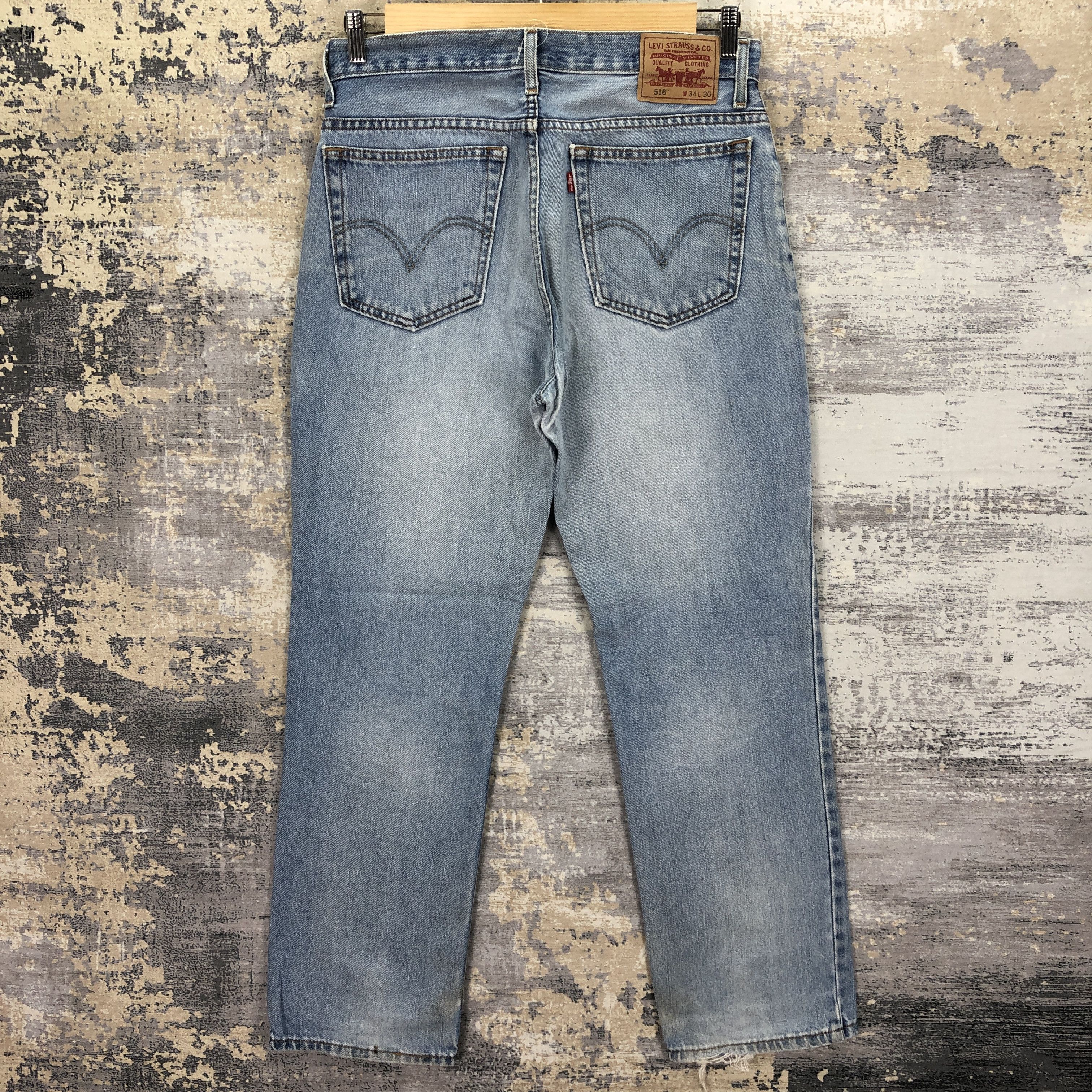 Levi's Vintage Levis 516 Jeans Levi's Sun Faded Light Wash Denim Size US 32 / EU 48 - 2 Thumbnail