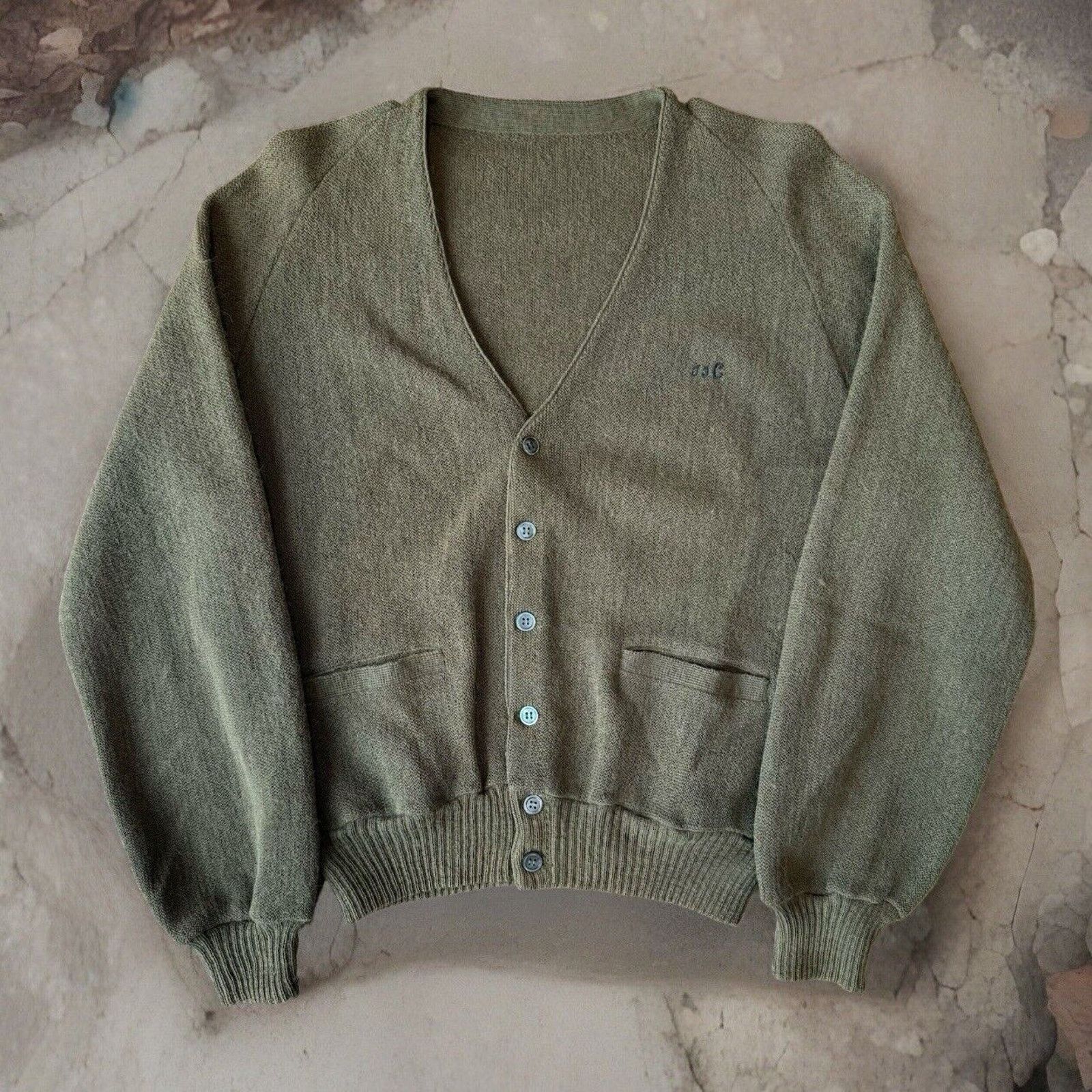 Vintage Vintage Wool Cardigan Small Green 70s Made in USA Union Size US S / EU 44-46 / 1 - 1 Thumbnail