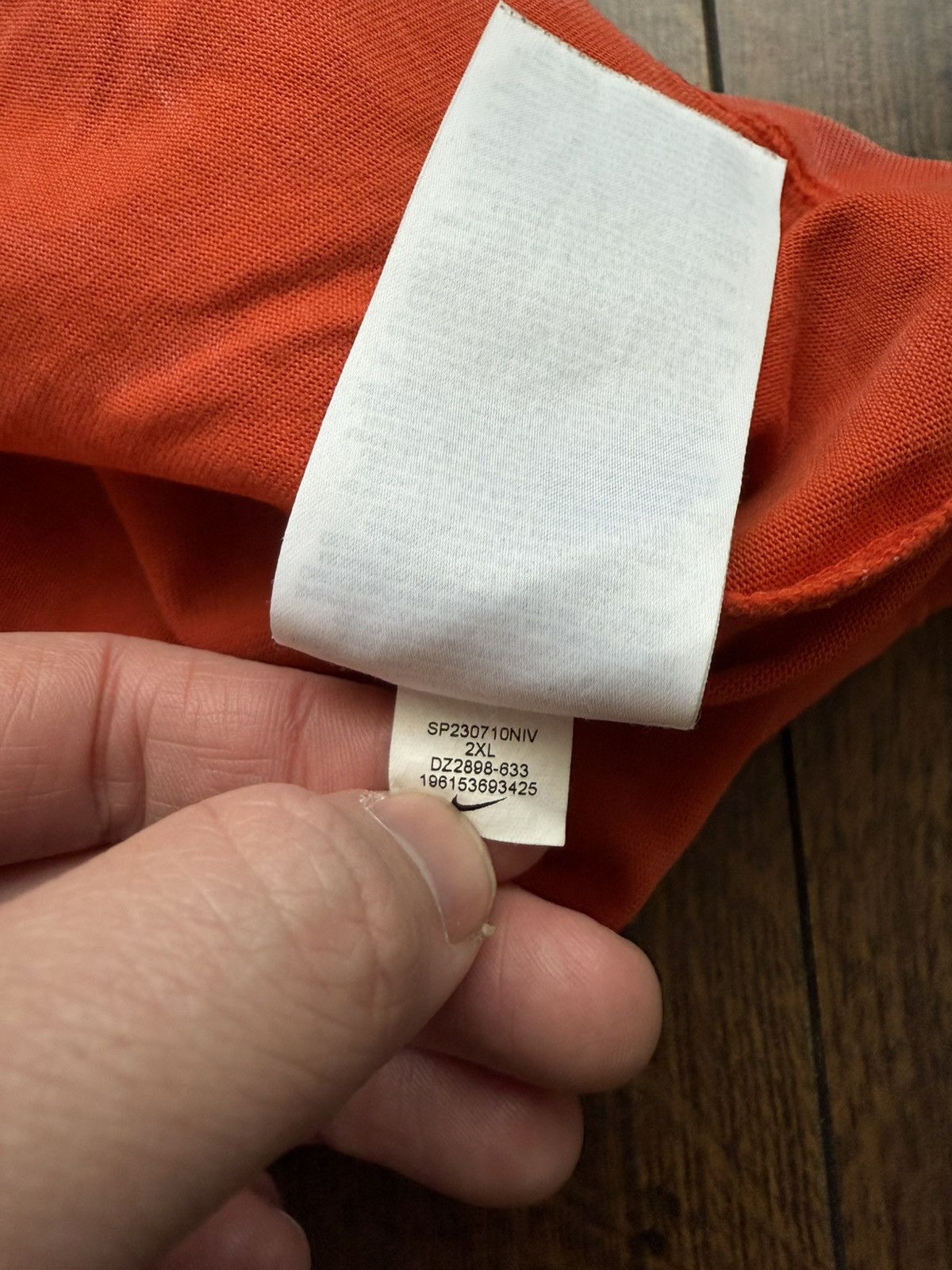 Nike NIKE VINTAGE T-SHIRT CENTER LOGO Size US XXL / EU 58 / 5 - 6 Thumbnail