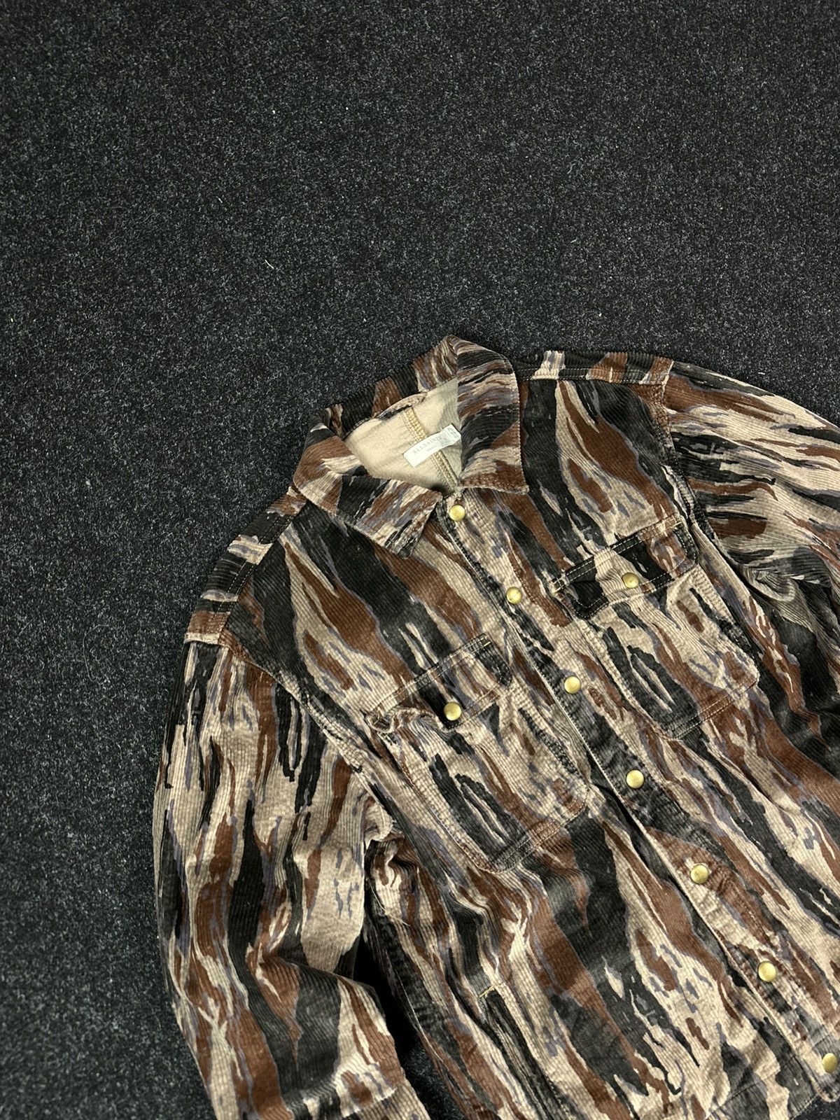 Allsaints AllSaints Castleford Corduroy Shirt Overshirt Brown Pattern Size US S / EU 44-46 / 1 - 4 Thumbnail