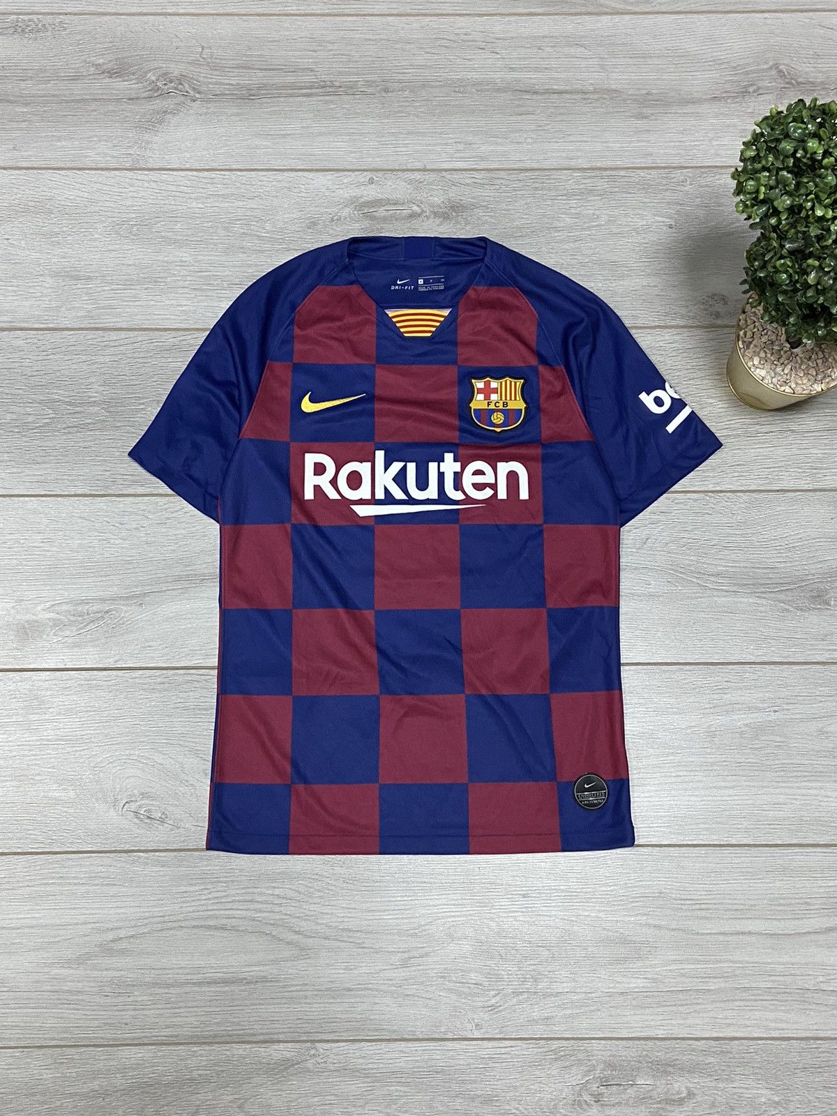 Nike FC Barcelona 19/20 Antoine Griezmann Home Jersey Size US S / EU 44-46 / 1 - 2 Thumbnail