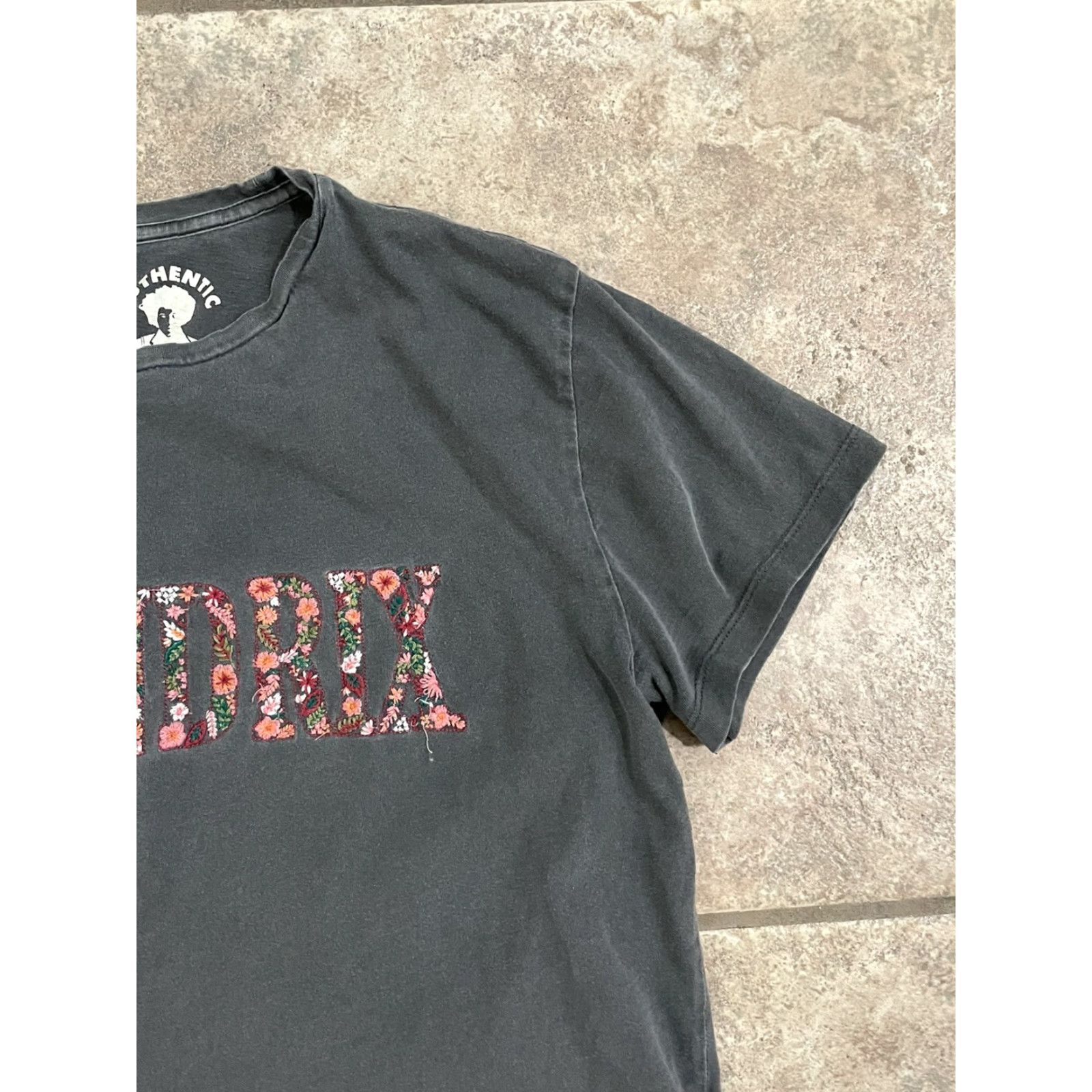 Lucky Brand Lucky Brand T-Shirt Embroidered Hendrix Gray Adult L Mens Womens Unisex Embroidered Tee Shirt L Size US L / EU 52-54 / 3 - 3 Thumbnail