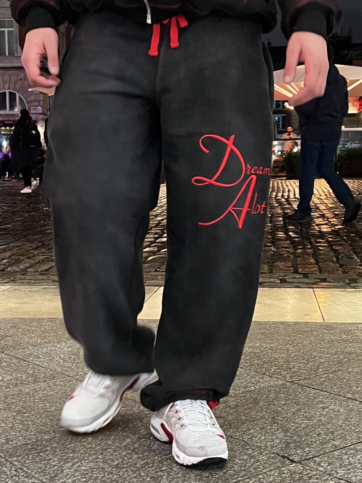 Other Dreamalot - Oversized jogger (Large 32 - 34 / 108 Length cm) Size US 30 / EU 46 - 16 Thumbnail