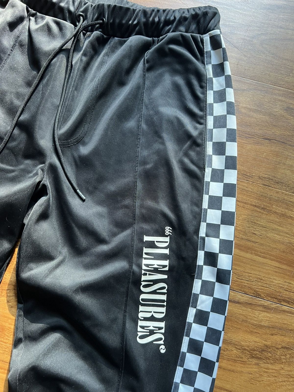 Pleasures Pleasures Checkered poly track pant Size US 29 - 2 Thumbnail