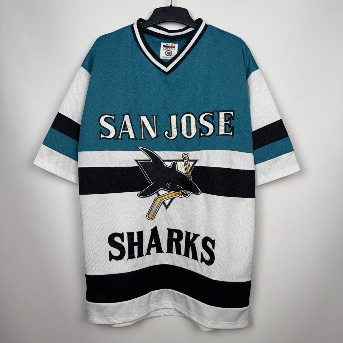 Vintage SAN JOSE SHARKS VINTAGE NHL JERSEY HOCKEY SHIRT TWINS Size US XL / EU 56 / 4 - 1 Thumbnail