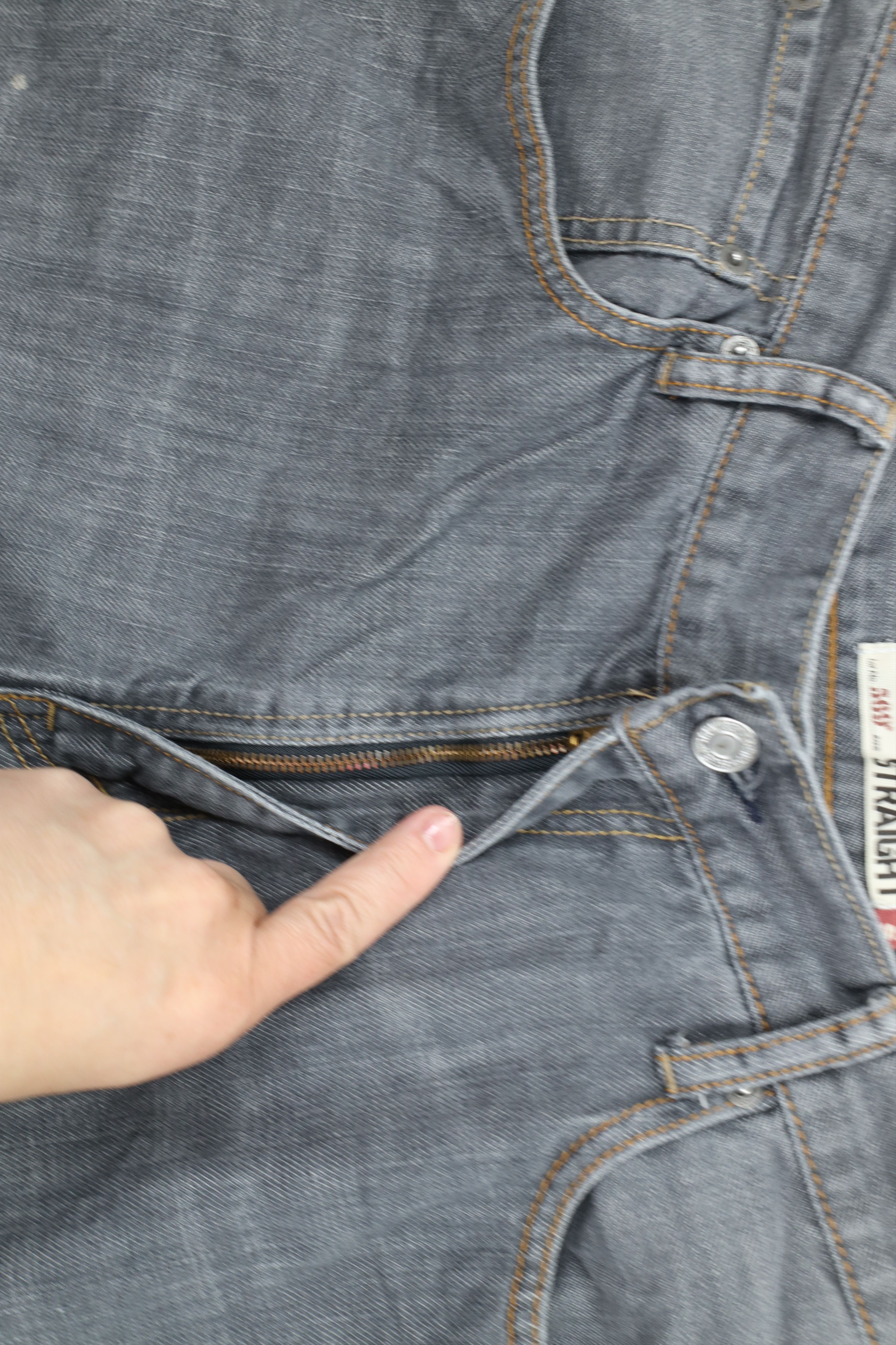 Levi's × Vintage Vintage Y2K Levis 569 Fit Denim Jean Shorts Jorts Gray Size US 34 / EU 50 - 6 Thumbnail