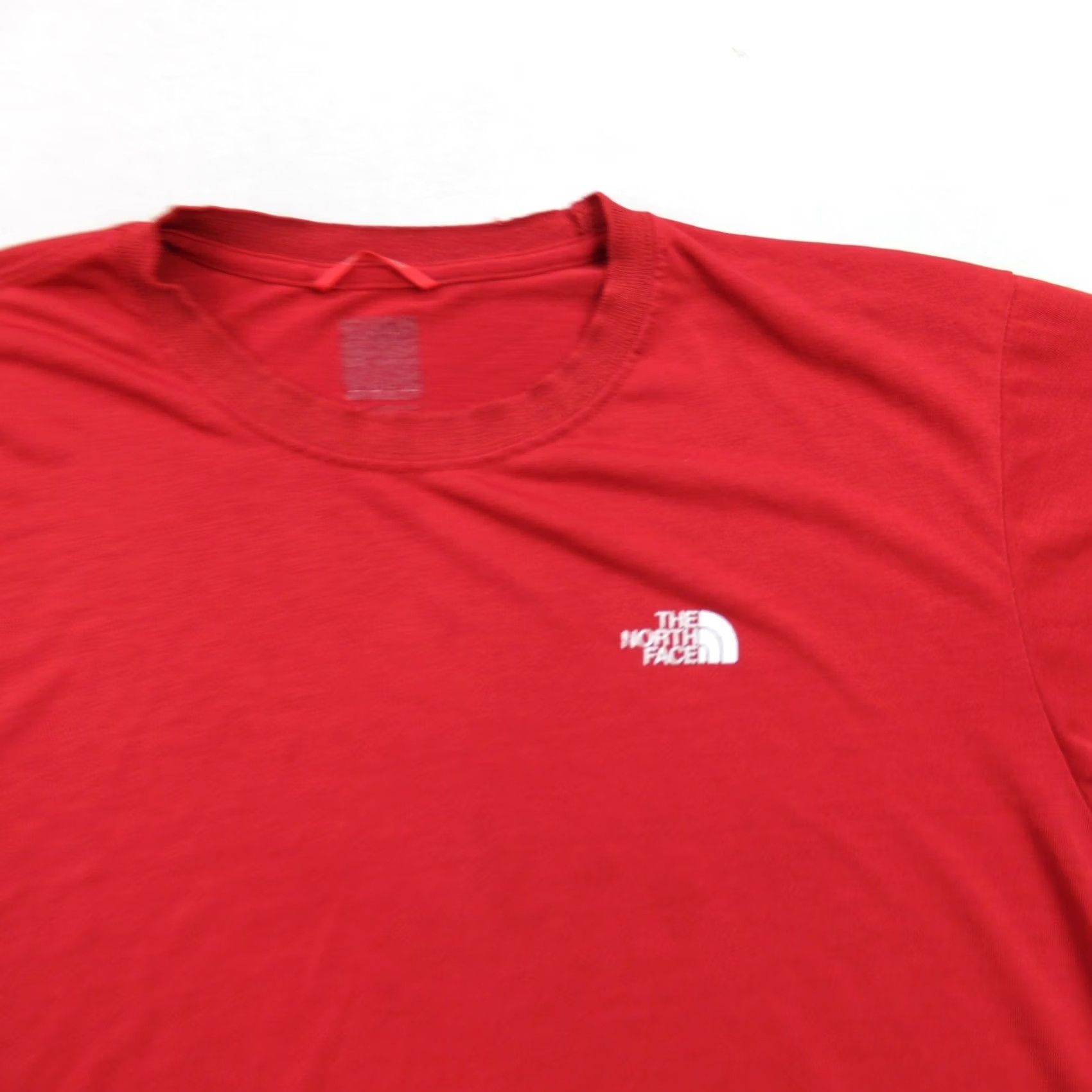The North Face The North Face Shirt Mens L Red Short Sleeve Crew Neck Lightweight Casual Size US L / EU 52-54 / 3 - 2 Thumbnail