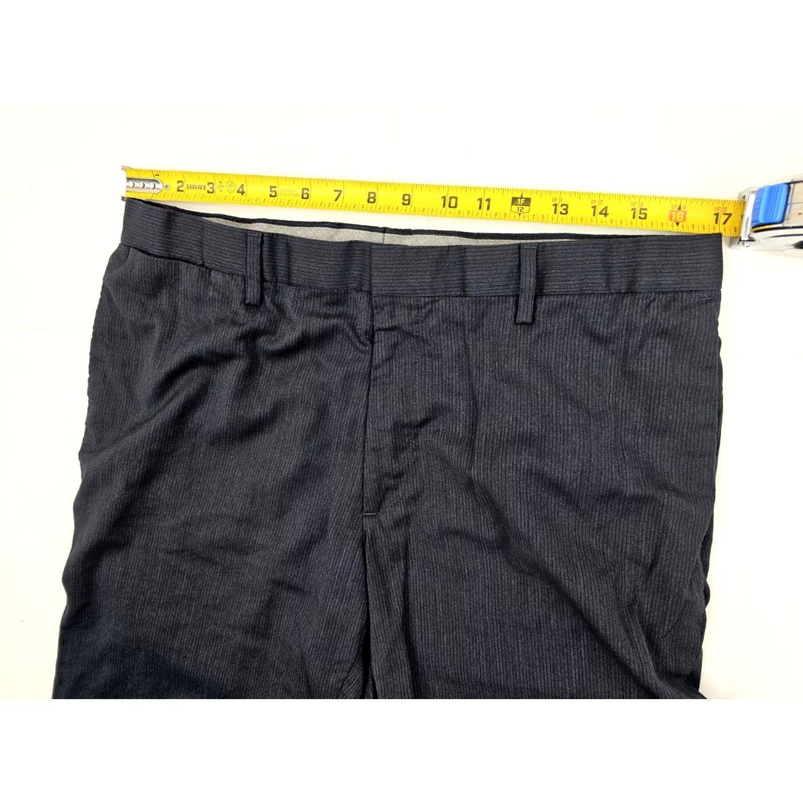 Banana Republic Banana Republic Men Pants Wool Pinstripe Classic Fit Straight 34x33 Gray 90s Preppy Biz Formal Slack Pants Size US 34 / EU 50 - 7 Thumbnail