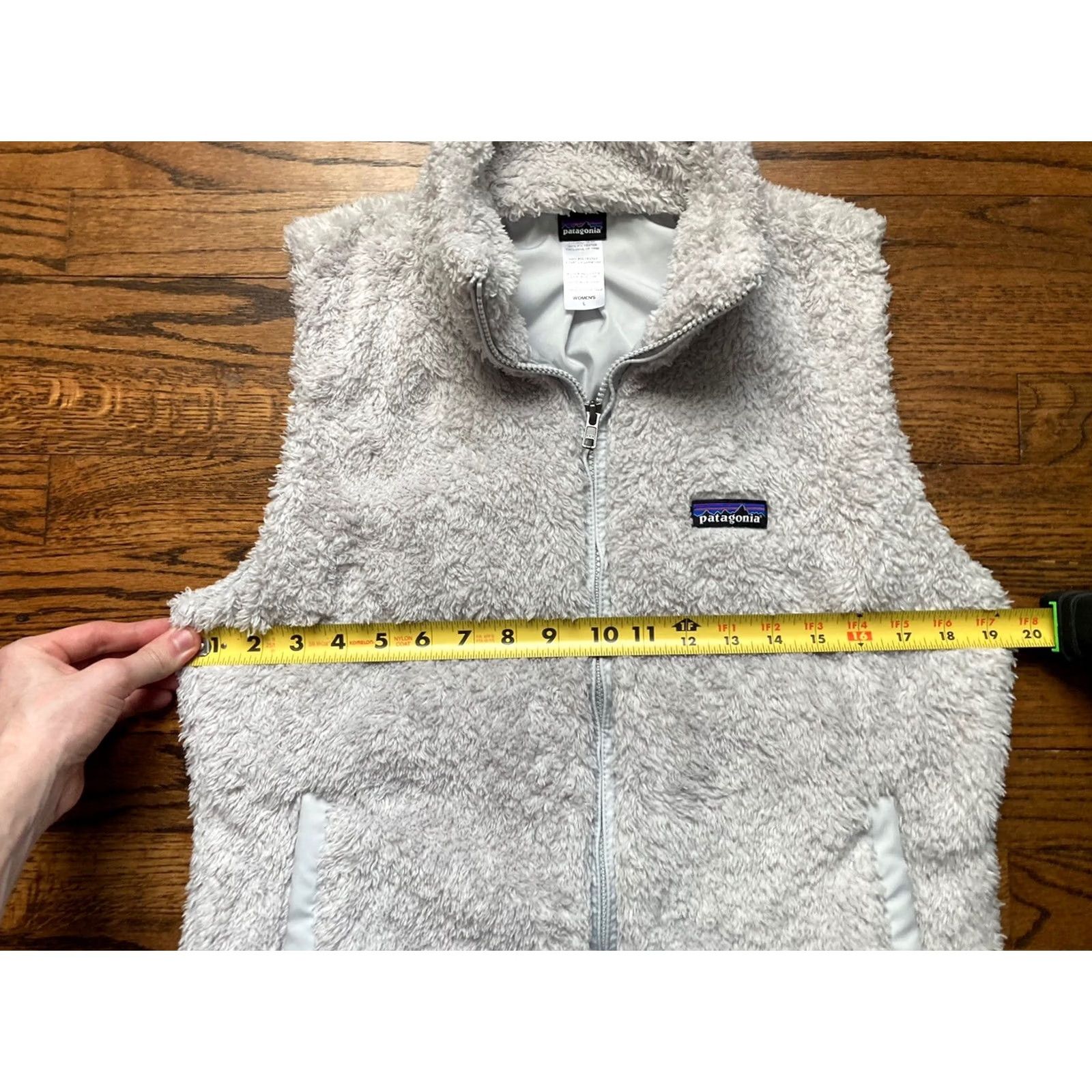 Patagonia Patagonia Vest Women's Los Gatos Full Zip Fleece Gray L Deep Pile Mid-Length Regular Size L Women Size L / US 10 / IT 46 - 5 Thumbnail