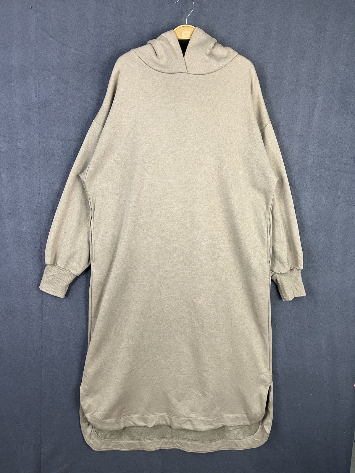 Beams Plus × Japanese Brand Tigora by BEAMS DESIGN Long Oversized Hoodie Size XL / US 12-14 / IT 48-50 - 1 Thumbnail