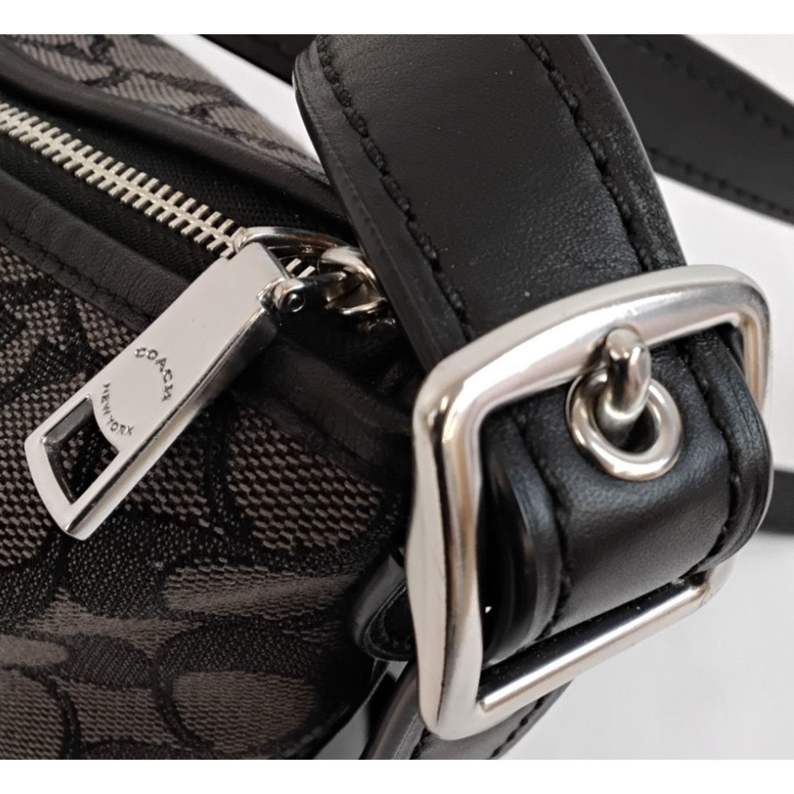 Coach Coach Dufflette Signature C Jacquard Crossbody Black Purse Size ONE SIZE - 10 Thumbnail