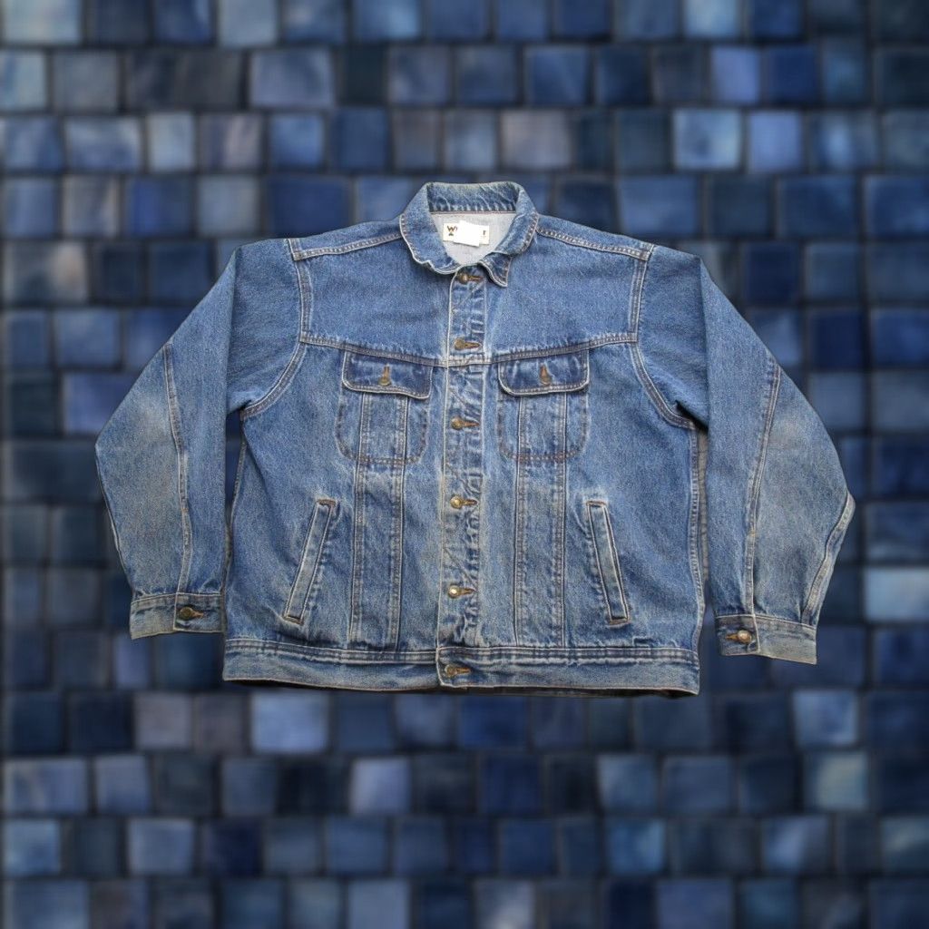 Wrangler VTG Wrangler Rugged Wear Blue Denim Button Up Jacket Western Cowboy Read XL Mens Jacket Blue Denim Western Cowboy Cut Wrangler Rugged Wear 80s 90s Size US XL / EU 56 / 4 - 1 Thumbnail