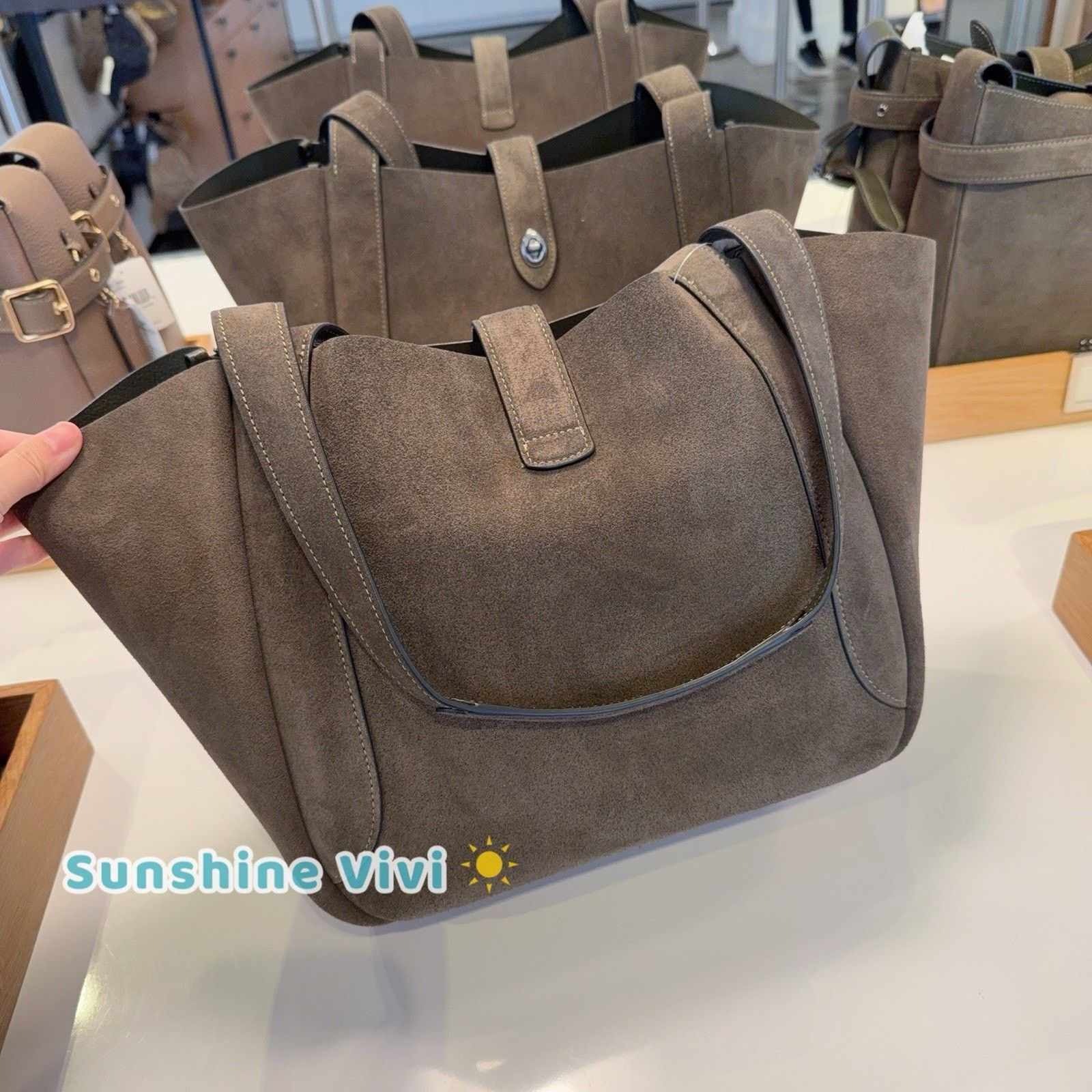 Coach NWT Coach Hadley Turnlock Tote Bag CCC76 Suede Leather Size ONE SIZE - 3 Thumbnail