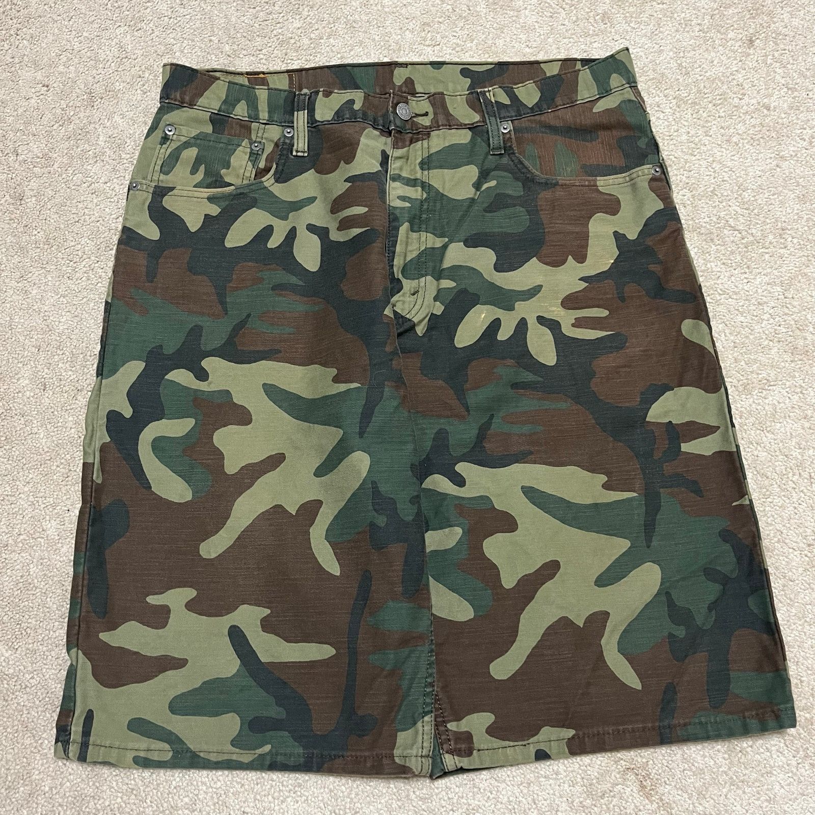 Levi's Levi’s 569 Camouflage Cargo Denim Shorts 36W Size US 36 / EU 52 - 1 Thumbnail