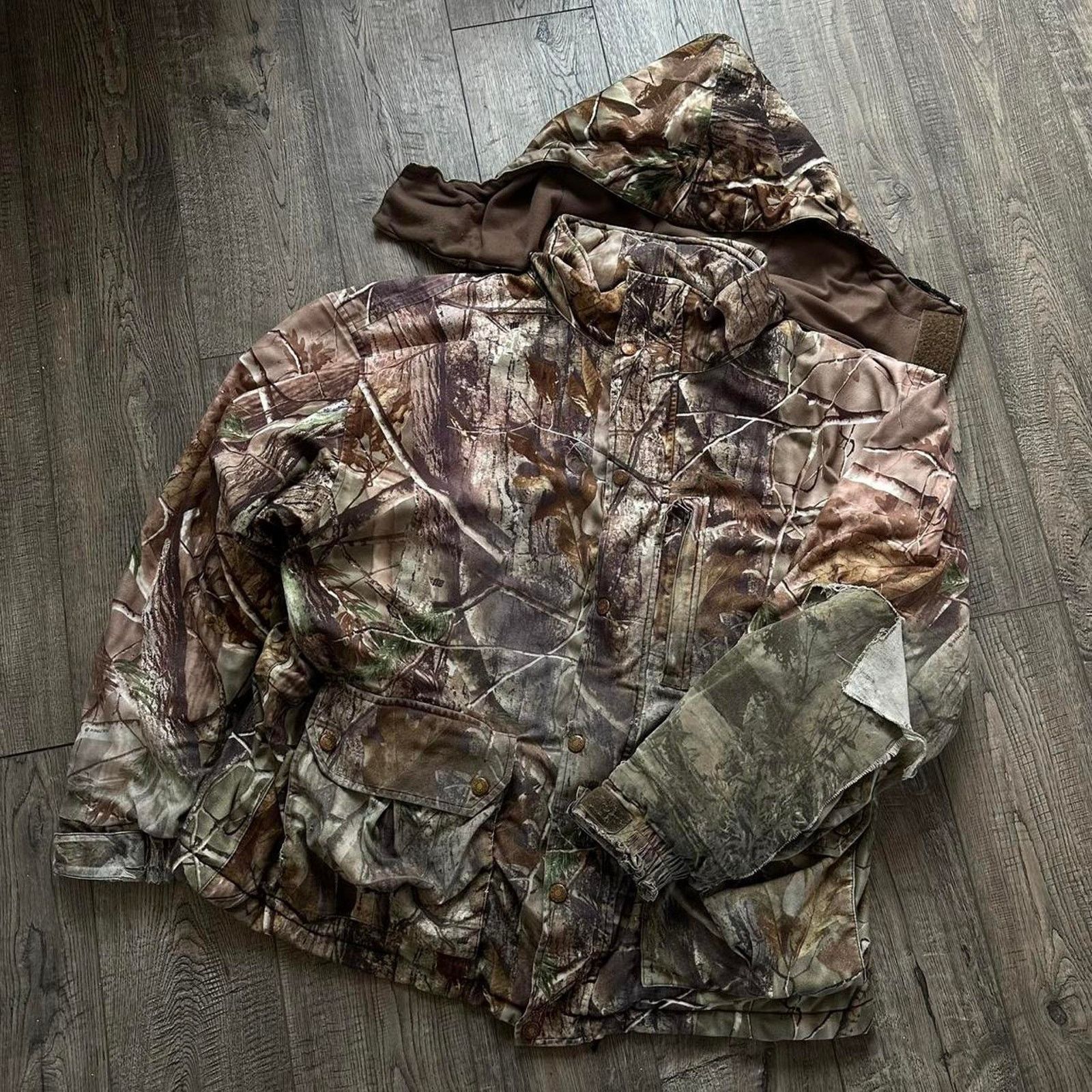 Vintage Thrahsed Camo Faded Heavy Hunting Jacket Chore Coat