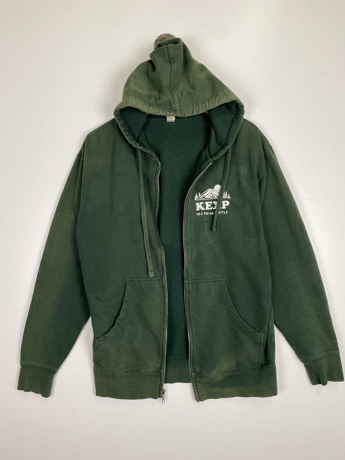 image of Independent Trading Co x Vintage Independent Sun Faded Hoodie Zipper in Faded Green (Size Medium)