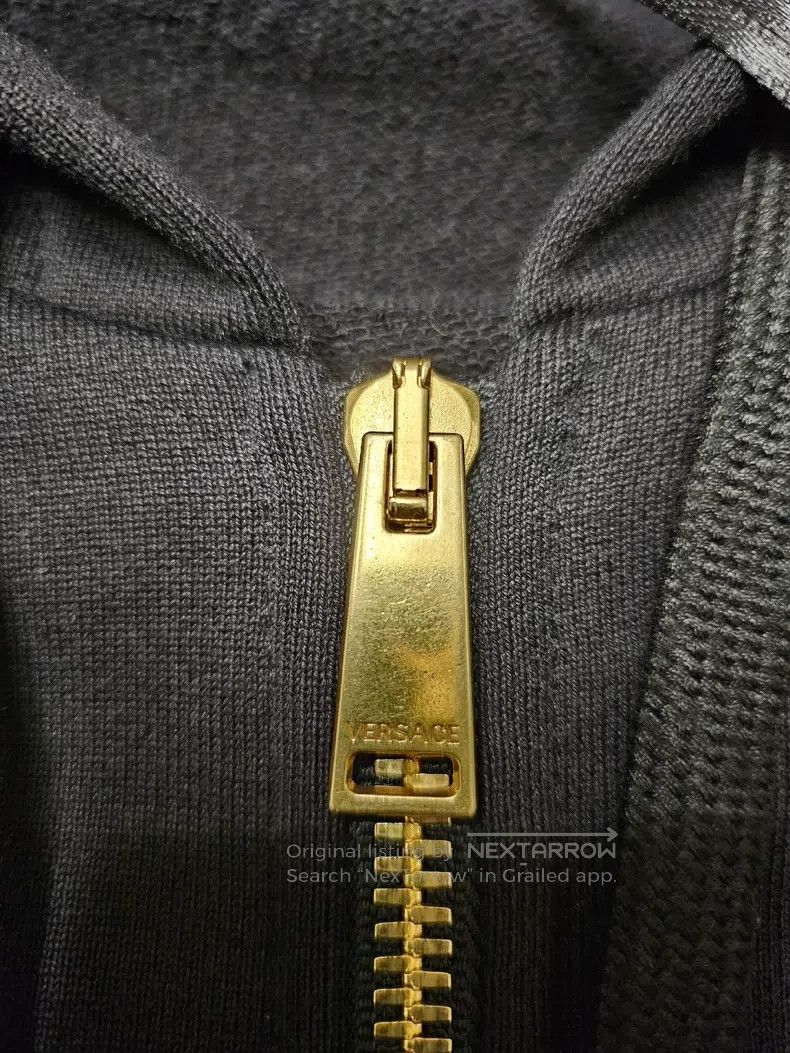Versace Versace Heavy industry embroidered men's hooded sweatshirt Size US XS / EU 42 / 0 - 4 Thumbnail