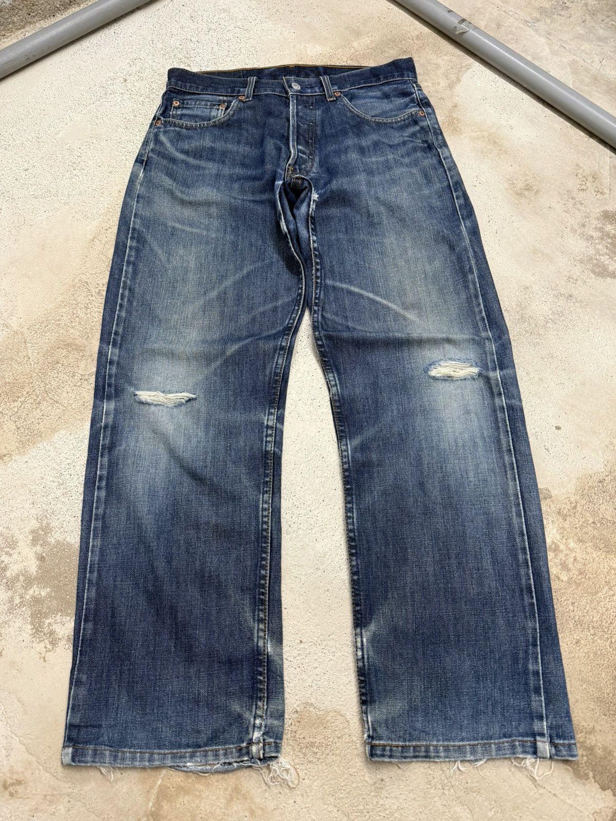 Levi's Vintage 98’s Levis 509 Distressed Buttonfly Denim Pants Size US 33 - 1 Thumbnail