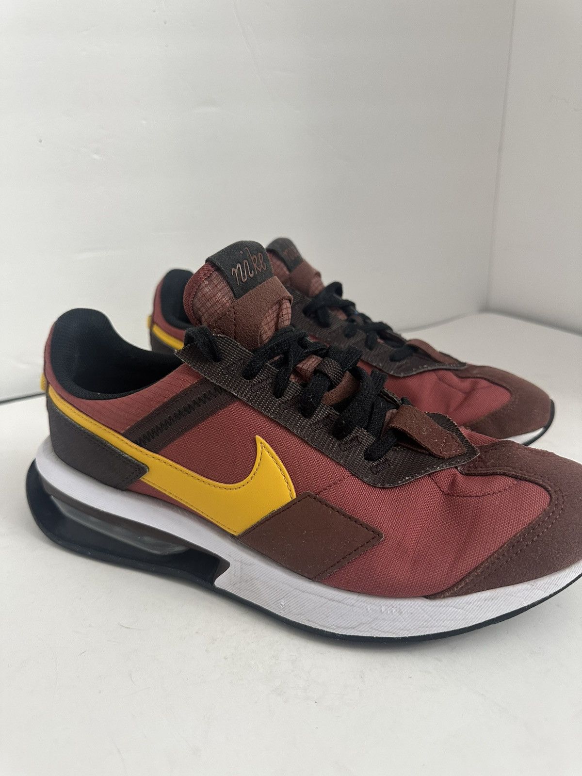 Nike Nike air max pre day sneakers Size US 11 / EU 44 - 1 Thumbnail
