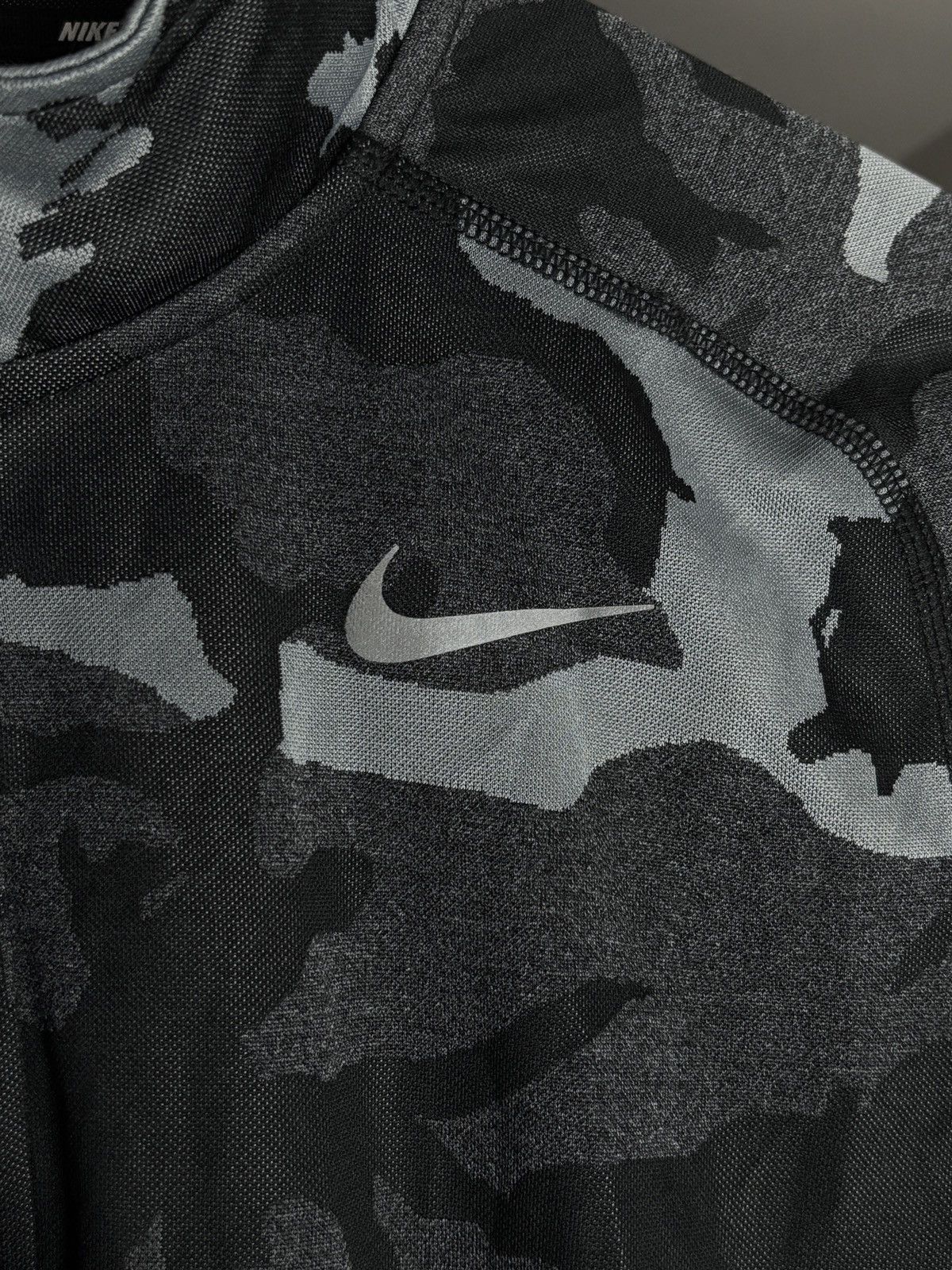 Nike Nike Running Dri-Fit Moro Camo Windbreaker Jacket Size US M / EU 48-50 / 2 - 6 Thumbnail