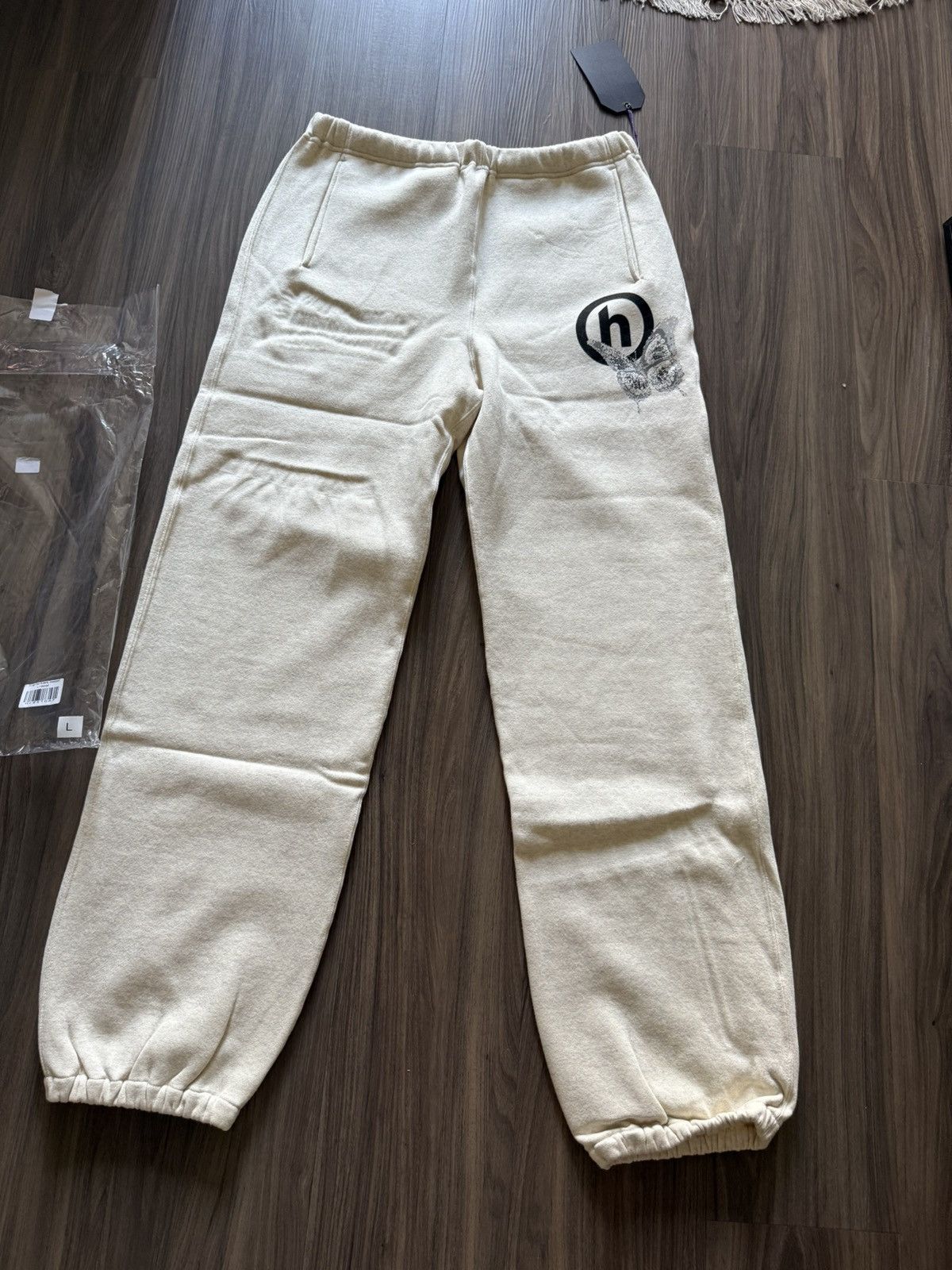 HIDDEN × Needles Hidden x Needles Butterfly Logo Sweatpants Oatmeal Beige L Size US 36 / EU 52 - 1 Thumbnail