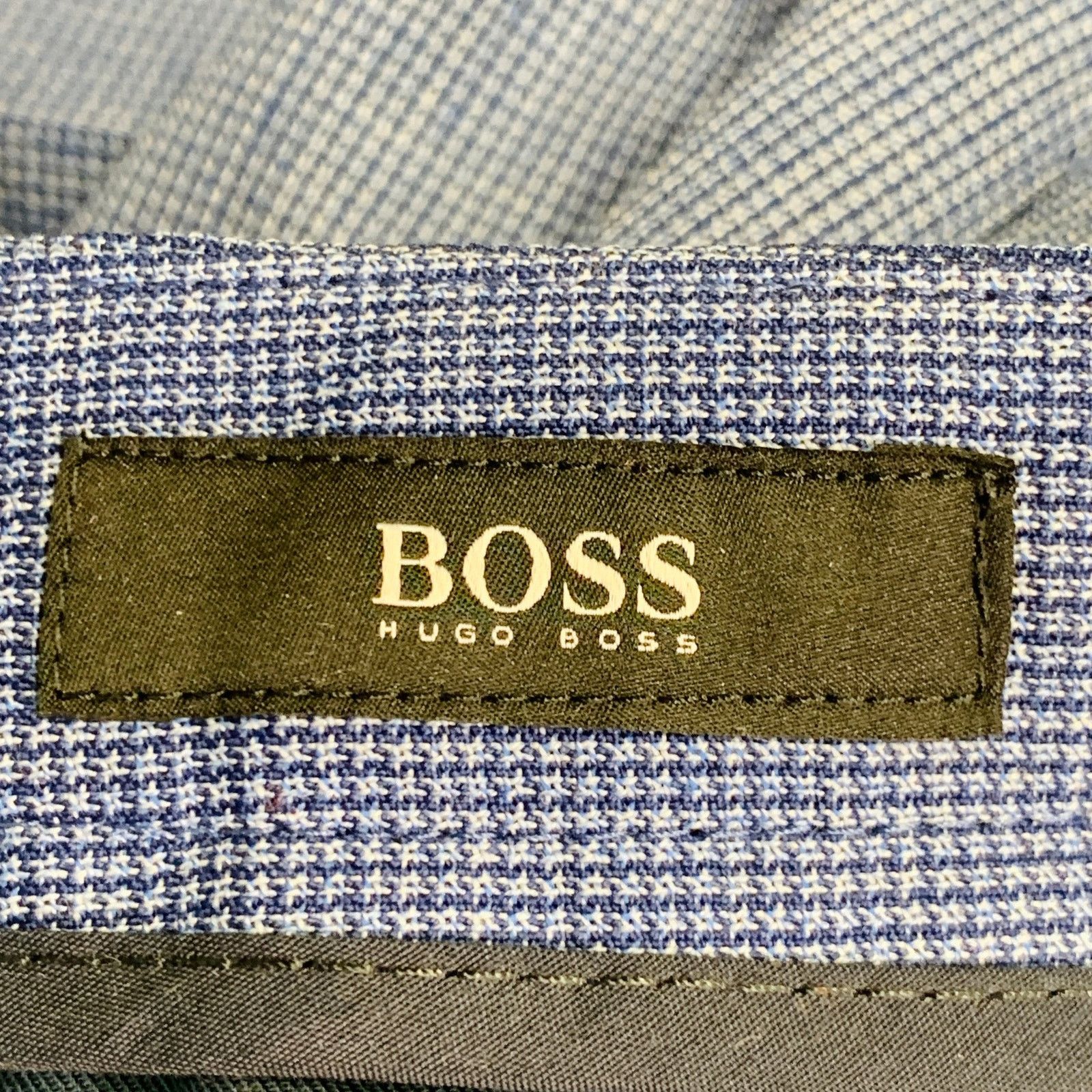 Hugo Boss Blue Houndstooth Virgin Wool Single Breasted Notch Lapel Size 40R - 16 Thumbnail