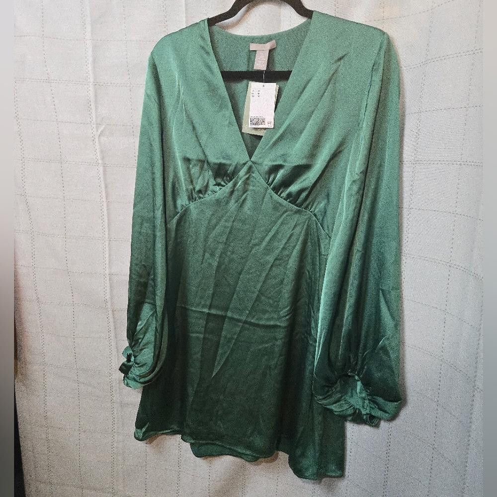 H&M H&M Elegant Green Dress Size M / US 6-8 / IT 42-44 - 1 Thumbnail