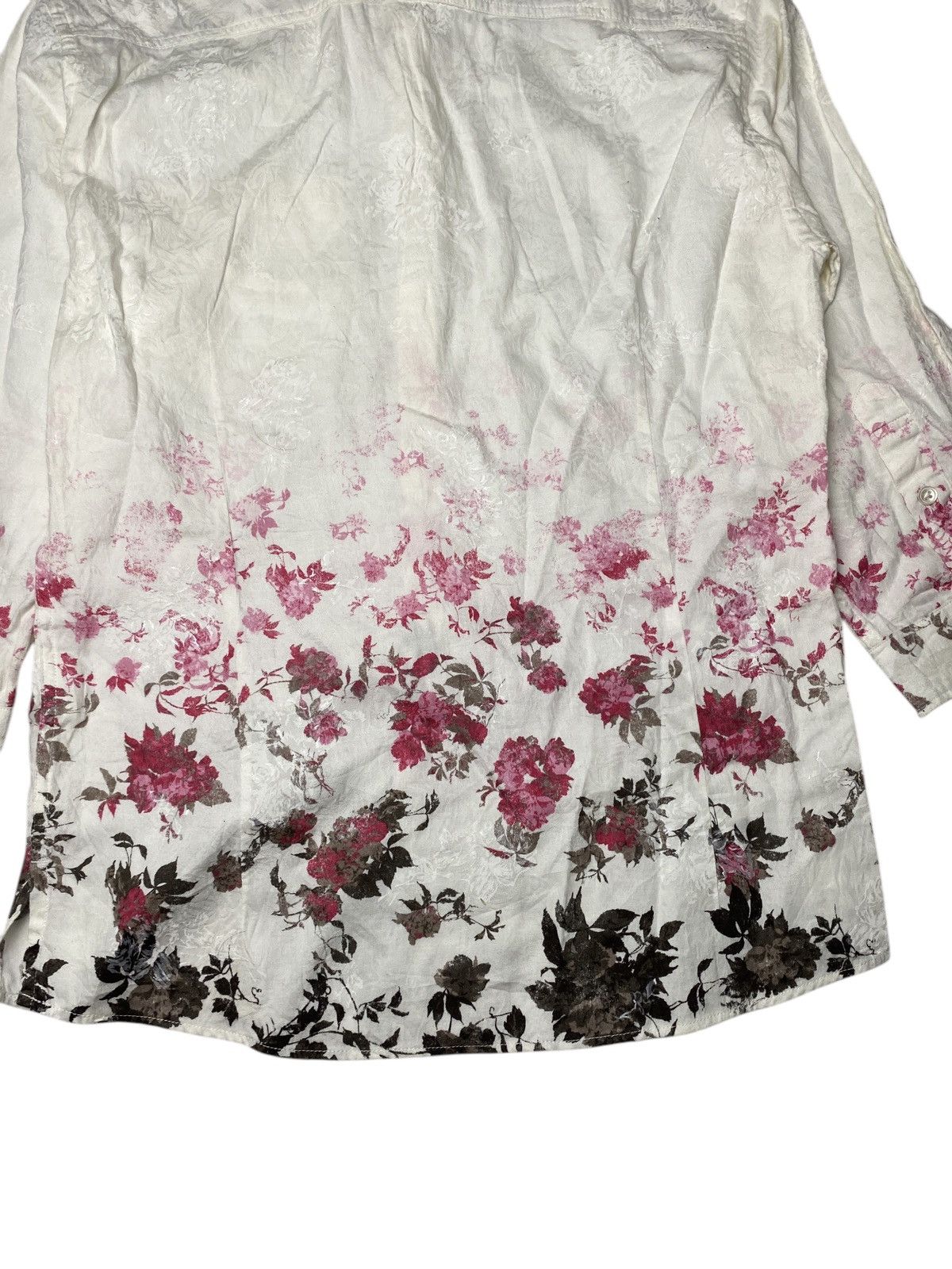 Japanese Brand 2000's Tornado Mart Spiral Cut Floral Shirts Size US S / EU 44-46 / 1 - 9 Thumbnail