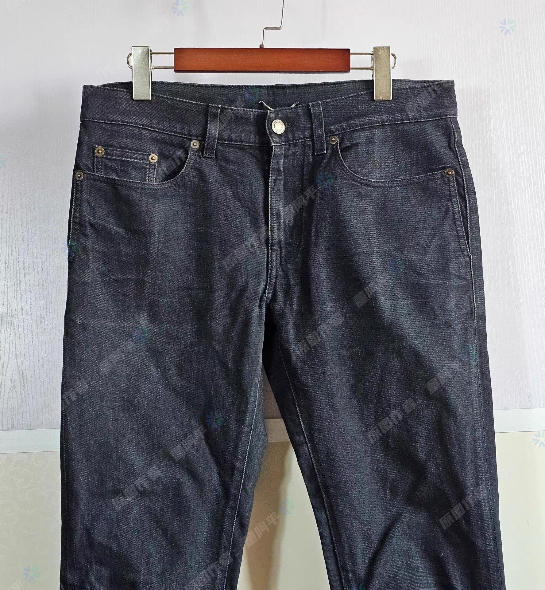 Saint Laurent Paris Saint Laurent D03 jeans, Q4 Size US 34 / EU 50 - 2 Thumbnail