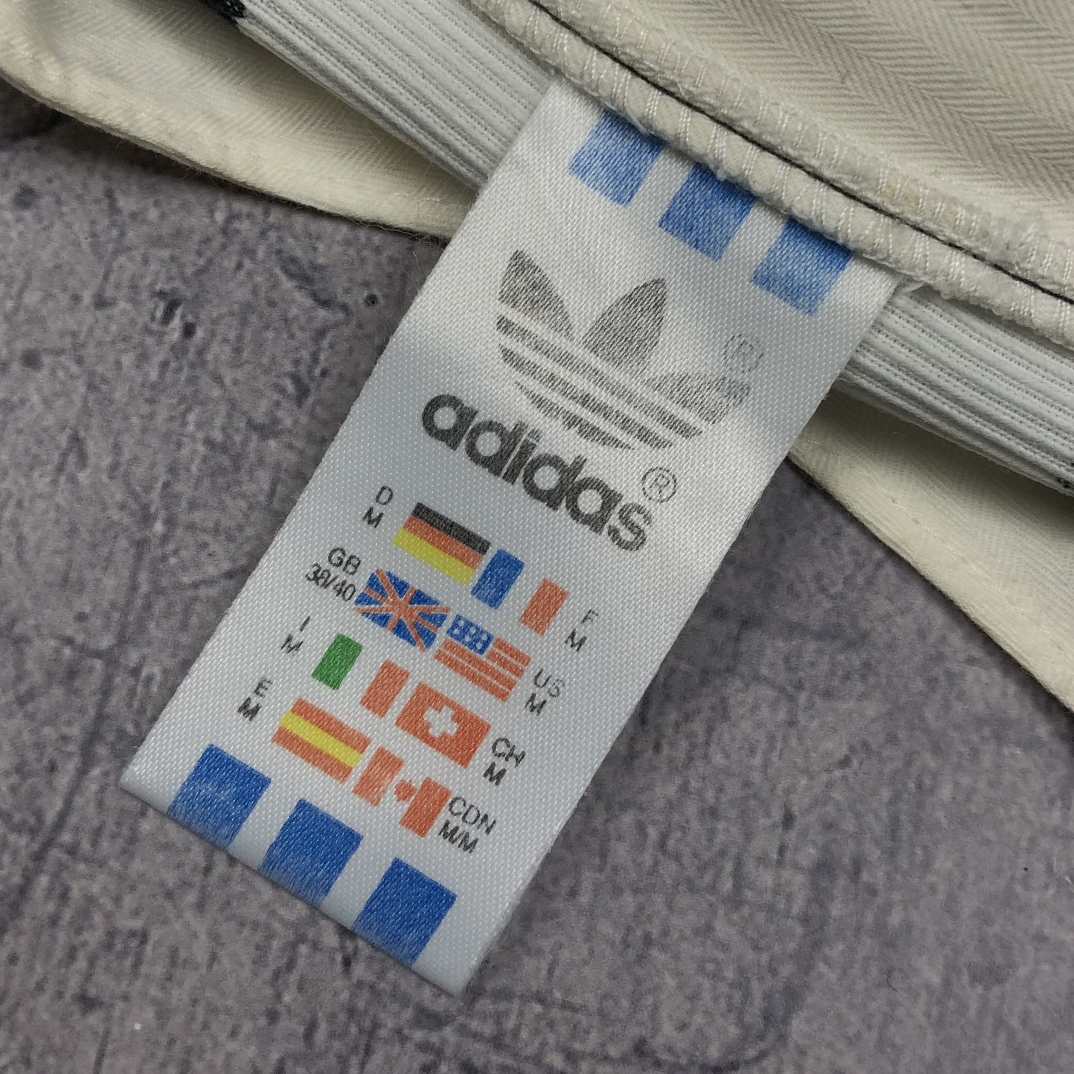 Adidas Rare Vintage 90s Adidas Newcastle Brown Ale Soccer Jersey Size US L / EU 52-54 / 3 - 12 Thumbnail