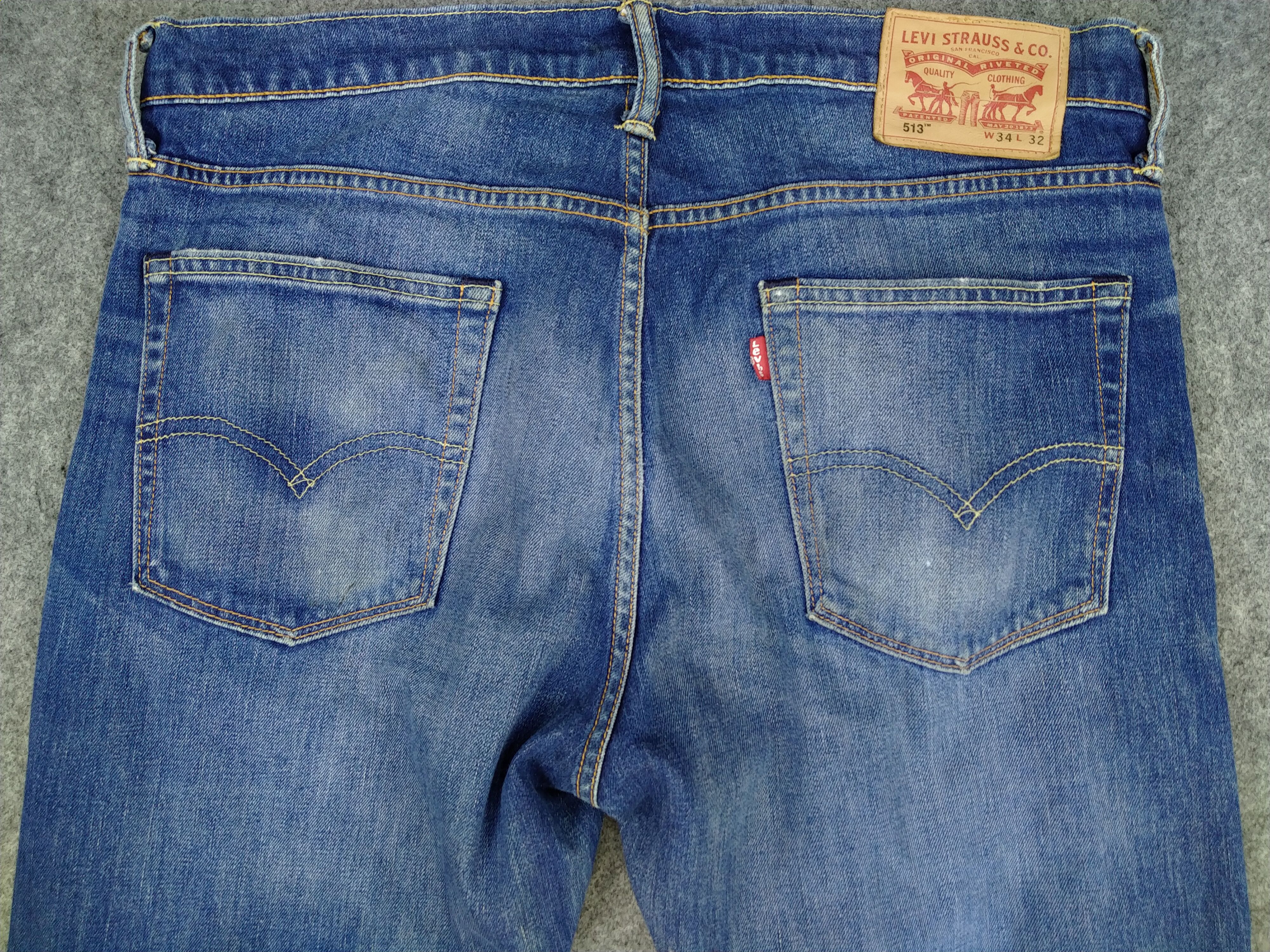 Levi's Blue Distressed Levi's 513 Jeans Denim 35x28.5 -JN216 Size US 35 - 4 Thumbnail