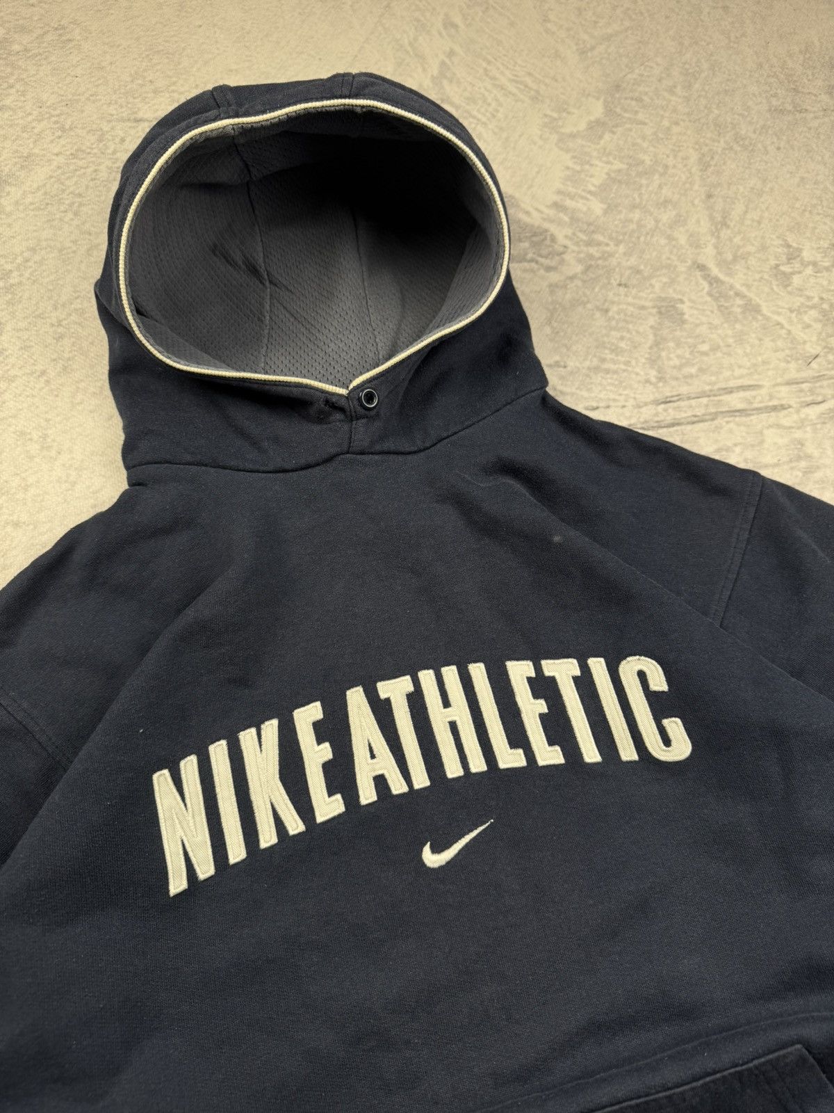 Nike × Vintage NIKE ATHLETIC VINTAGE CENTER LOGO OVERSIZE BOXY HOODIE Size US S / EU 44-46 / 1 - 3 Thumbnail