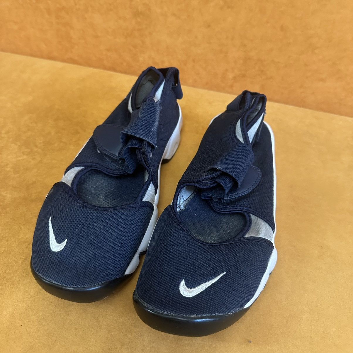 Nike Nike Rift Sandals Sneakers Rare Mini Swoosh Hype Navy White Size US 8.5 / IT 38.5 - 5 Thumbnail