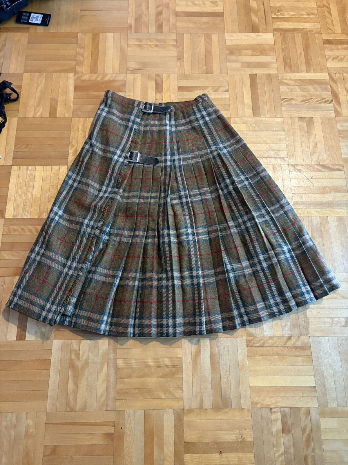 Burberry Burberry plaid pleated mini skirt Size 29" - 5 Thumbnail