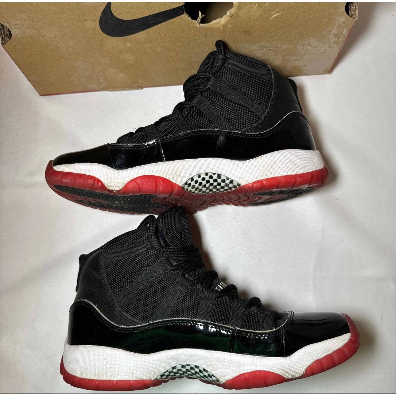 Jordan Brand × Nike Size 7 - Nike Air Jordan 11 Retro GS Bred 2019 Men's Shoes Size US 7 / EU 40 - 3 Thumbnail