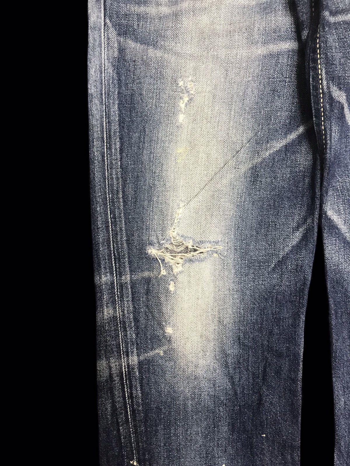 Edwin EDWIN DISTRESSED STONEWASH TWISTED LEG DENIM F145 Size US 32 / EU 48 - 6 Thumbnail