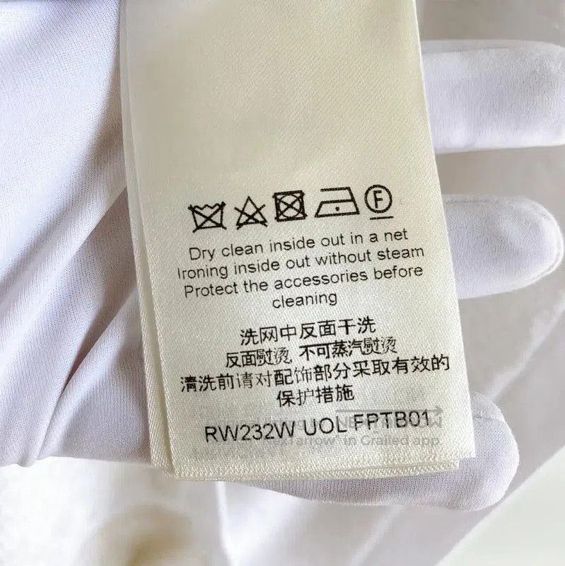Louis Vuitton Louis Vuitton White Short Sleeve T. Size M / US 6-8 / IT 42-44 - 7 Thumbnail