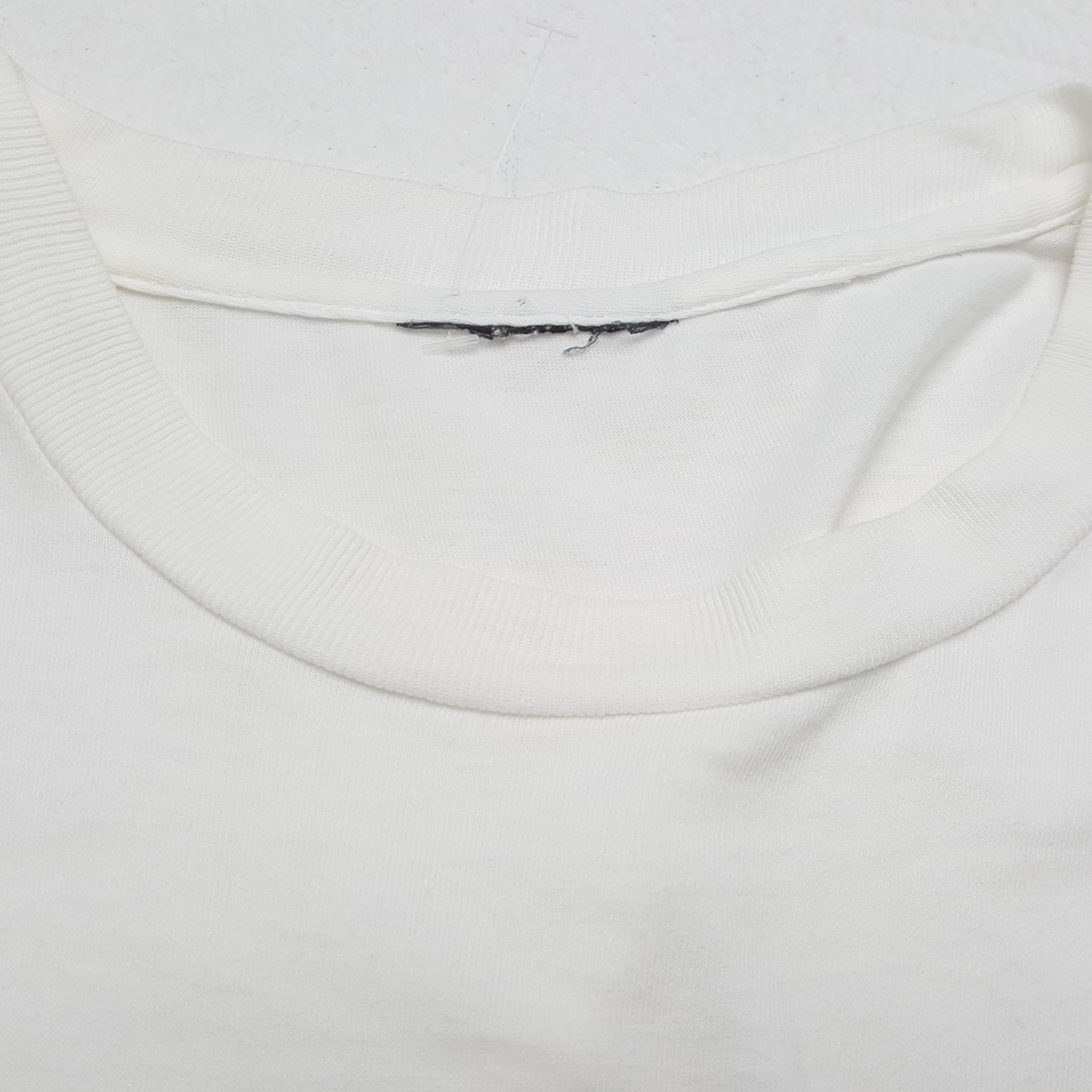 Vintage × Yves Saint Laurent YVES SAINT LAURENT Luxury Brand Spellout Design Tshirt Size US L / EU 52-54 / 3 - 7 Thumbnail