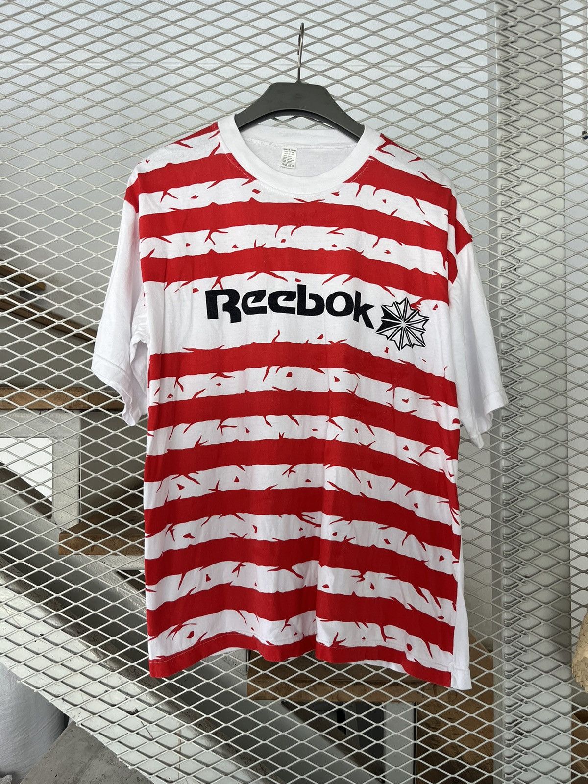 Reebok × Vintage Vintage Reebok Box Logos 1973’s Tshirt Size US XL / EU 56 / 4 - 2 Thumbnail
