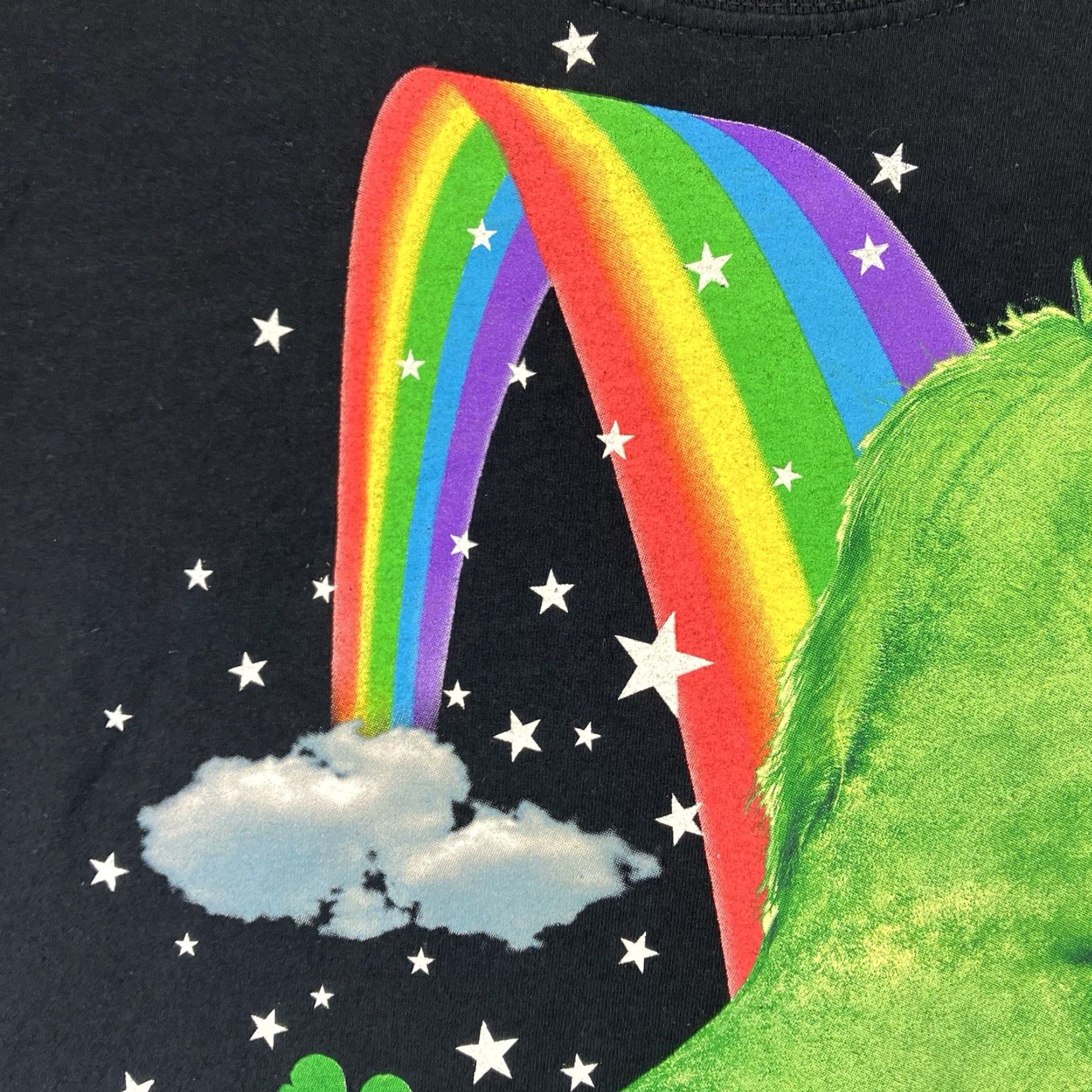 Fruit Of The Loom VINTAGE Fruit of the Loom Unisex T-Shirt XL Black Rainbow Unicorn Shamrocks Graphic Print All Seasons Size US XL / EU 56 / 4 - 6 Thumbnail