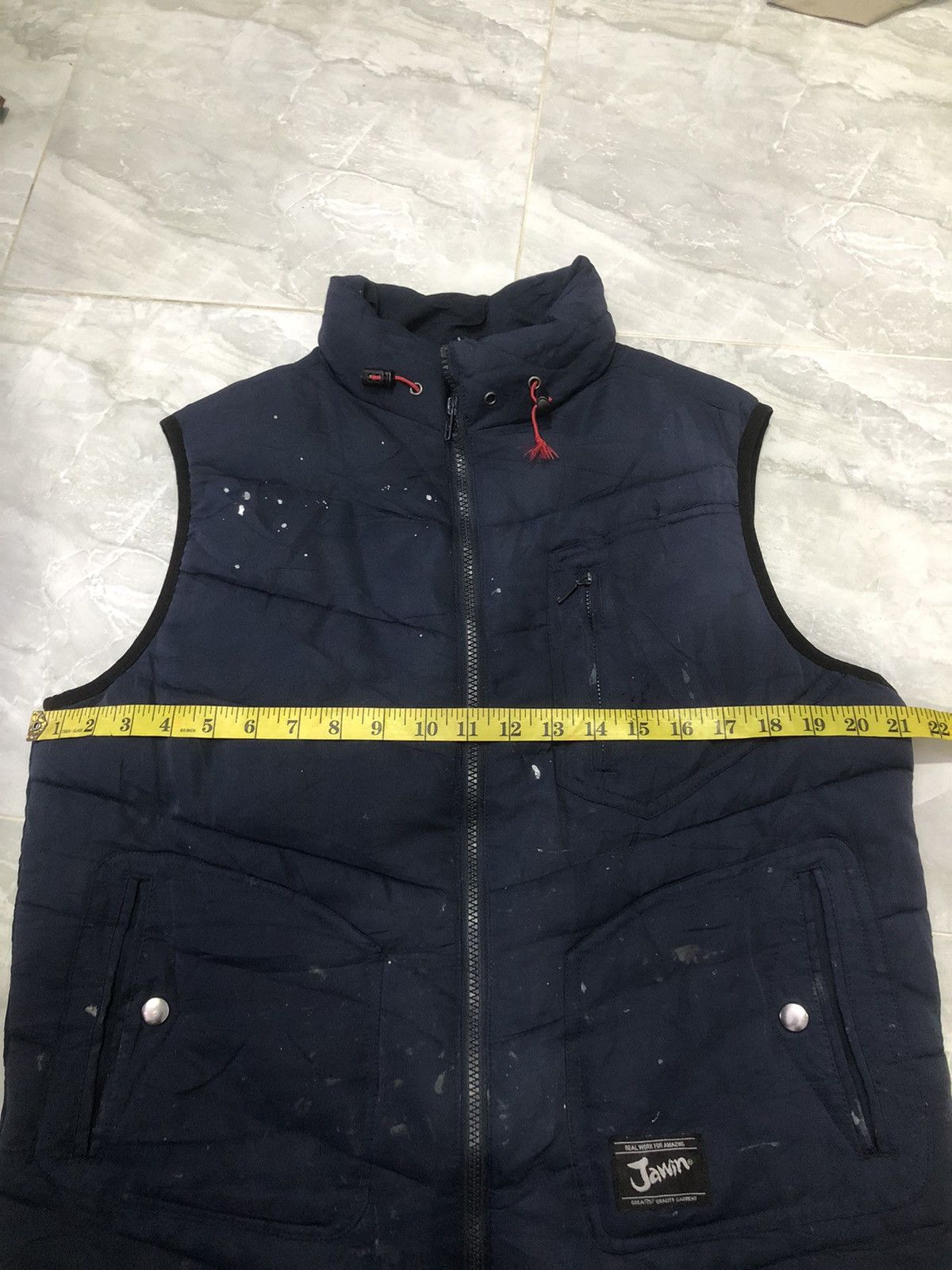 Japanese Brand Jawin puffer down vest distressed paint splatter Size US M / EU 48-50 / 2 - 12 Thumbnail