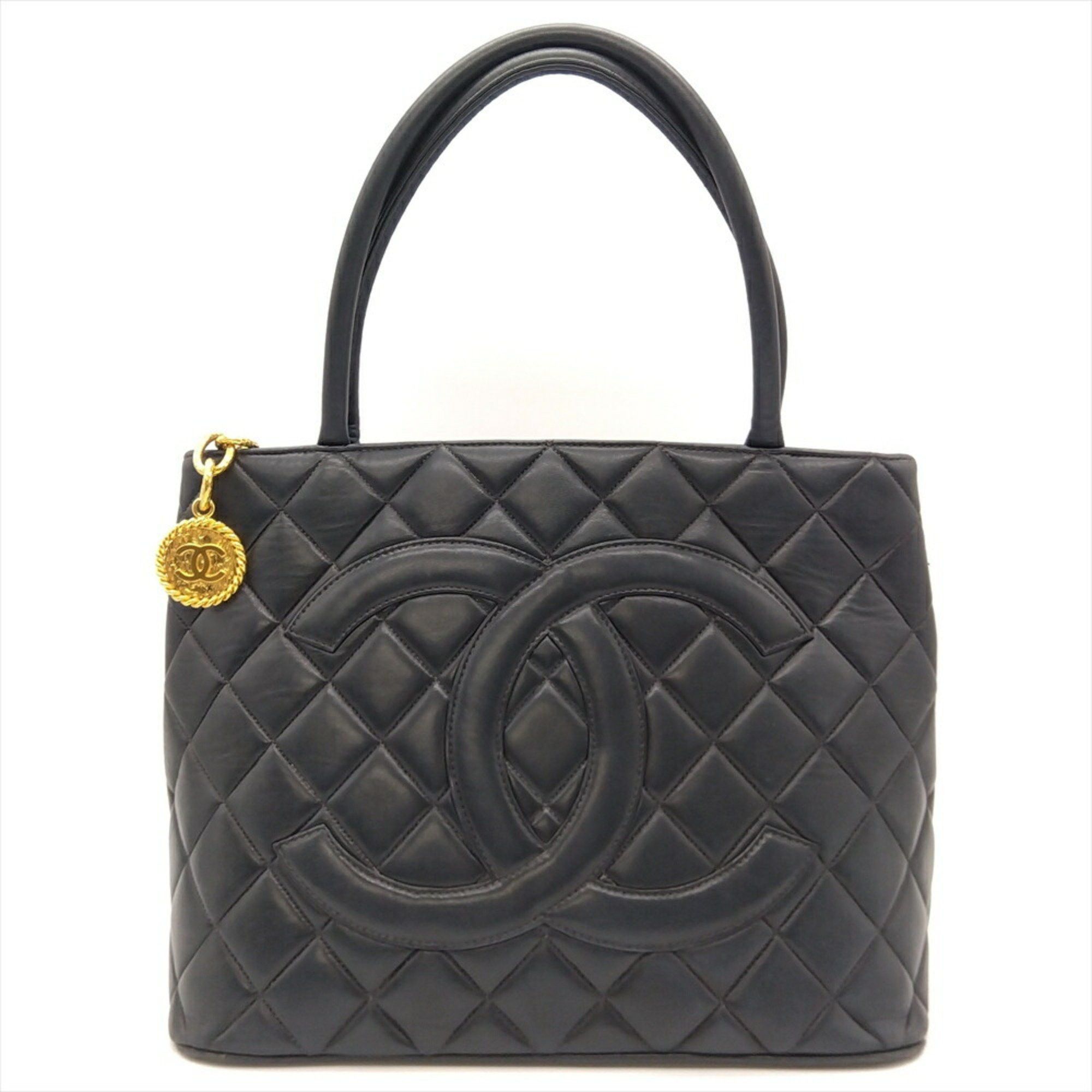 Chanel Chanel Medaillon handbag Size ONE SIZE - 1 Thumbnail