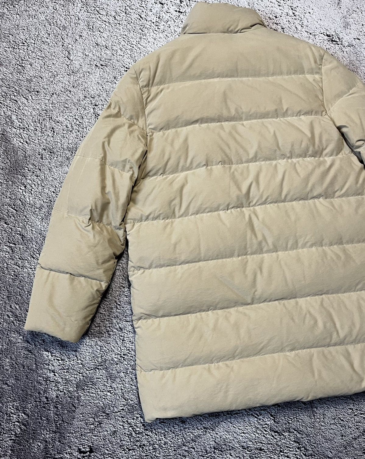 Moncler Vintage Moncler Down Puffer Jacket Beige Mens Size 6 Size US XL / EU 56 / 4 - 7 Thumbnail