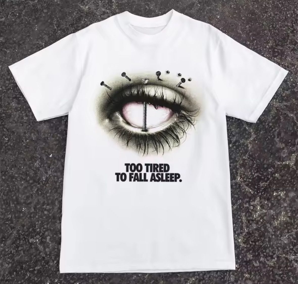 Japanese Brand Streetwear Y2K Vintage Retro Tired Eye Print Washed T-Shirt Size US L / EU 52-54 / 3 - 3 Thumbnail