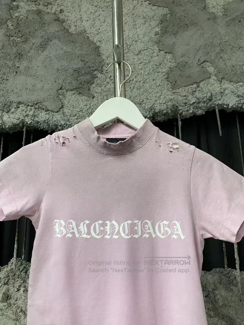 Balenciaga Balenciaga Pink Destroyed Vintage Short Sleeve Size US XS / EU 42 / 0 - 3 Thumbnail