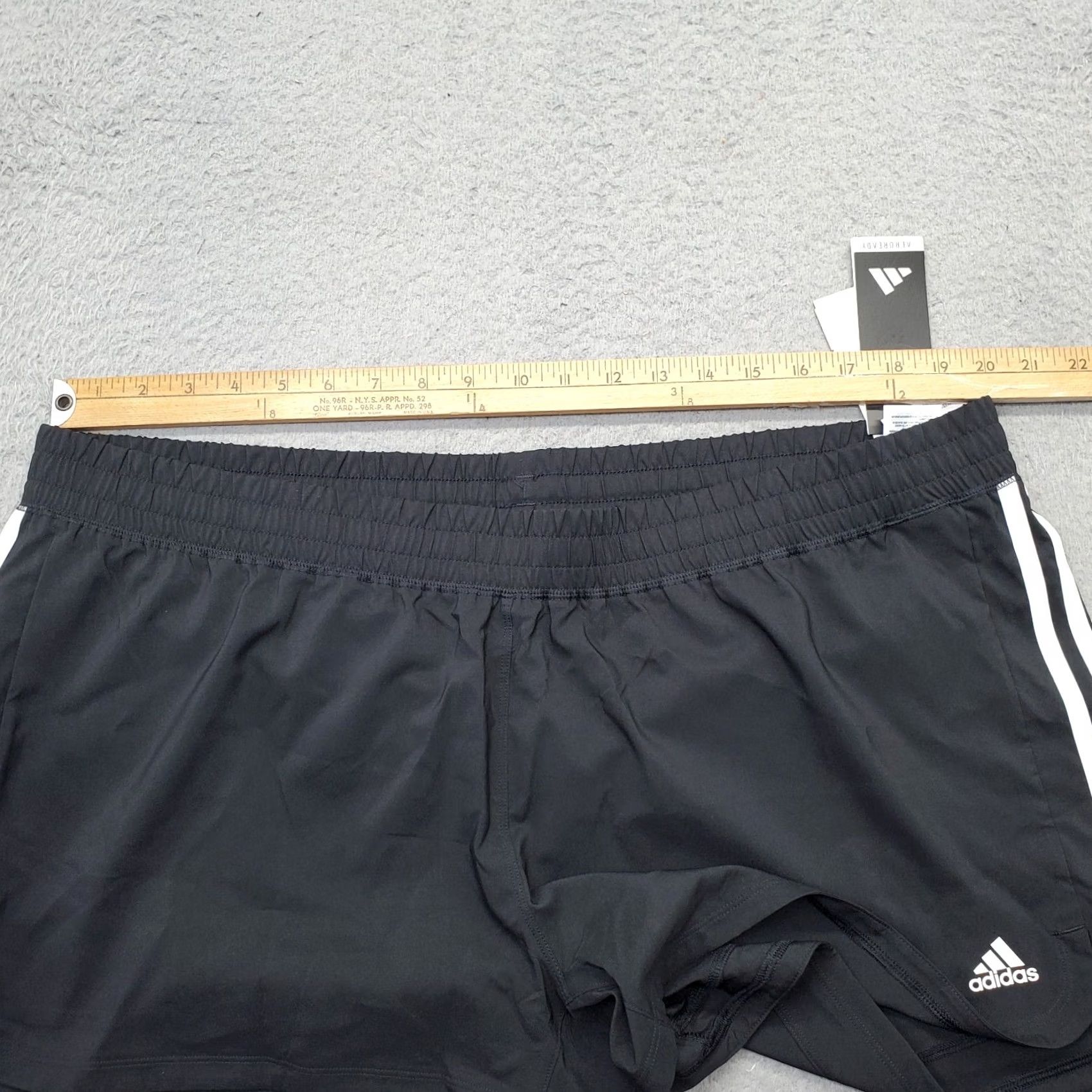 Adidas Adidas Training Shorts Womens Size 2XL Black White Stripes Elastic Waist Pull On Size 40" / US 18 - 5 Thumbnail