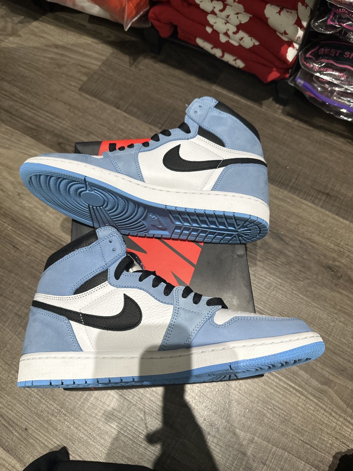Jordan Brand × Nike Air Jordan 1 Unc Size 12 Size US 12 / EU 45 - 2 Thumbnail