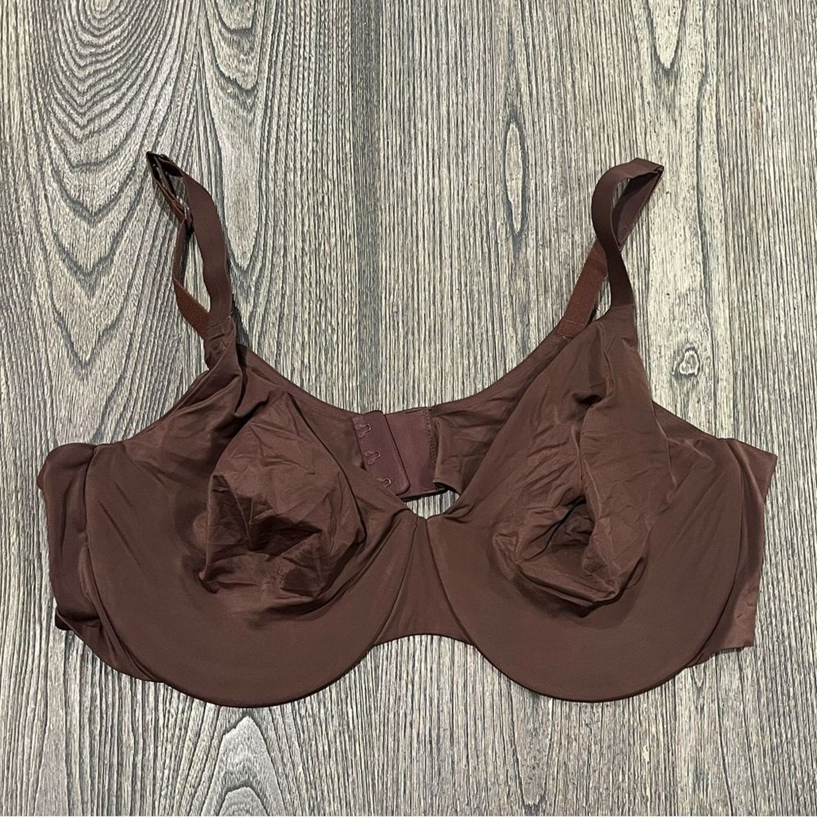 SKIMS NWOT Skims Smoothing Unlined Full Coverage Bra Underwire Size XXL / US 16-18 / IT 52-54 - 1 Thumbnail